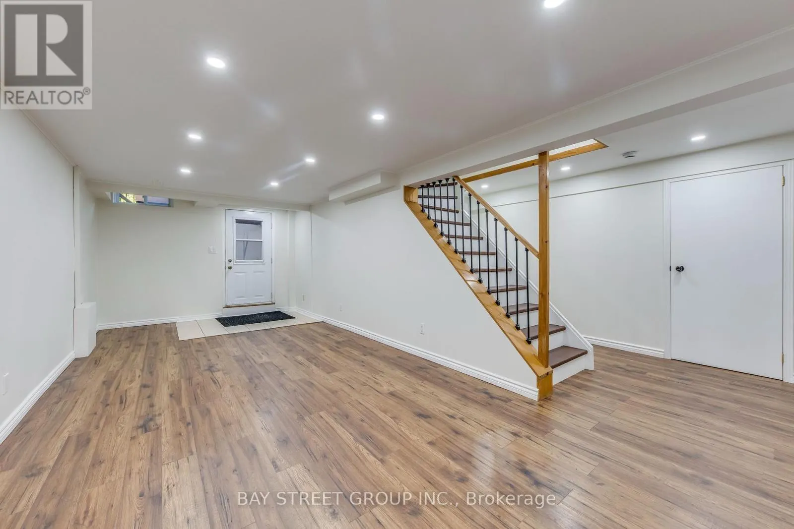 7 EMPSON COURT