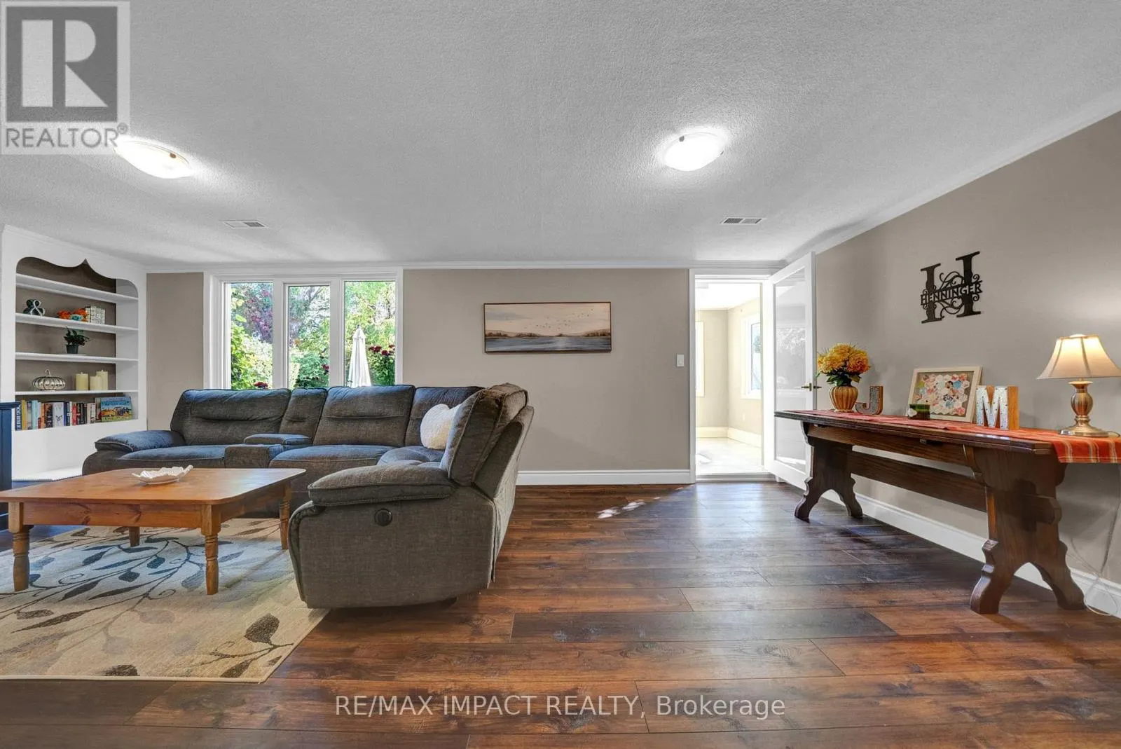 397 BRENTWOOD AVENUE