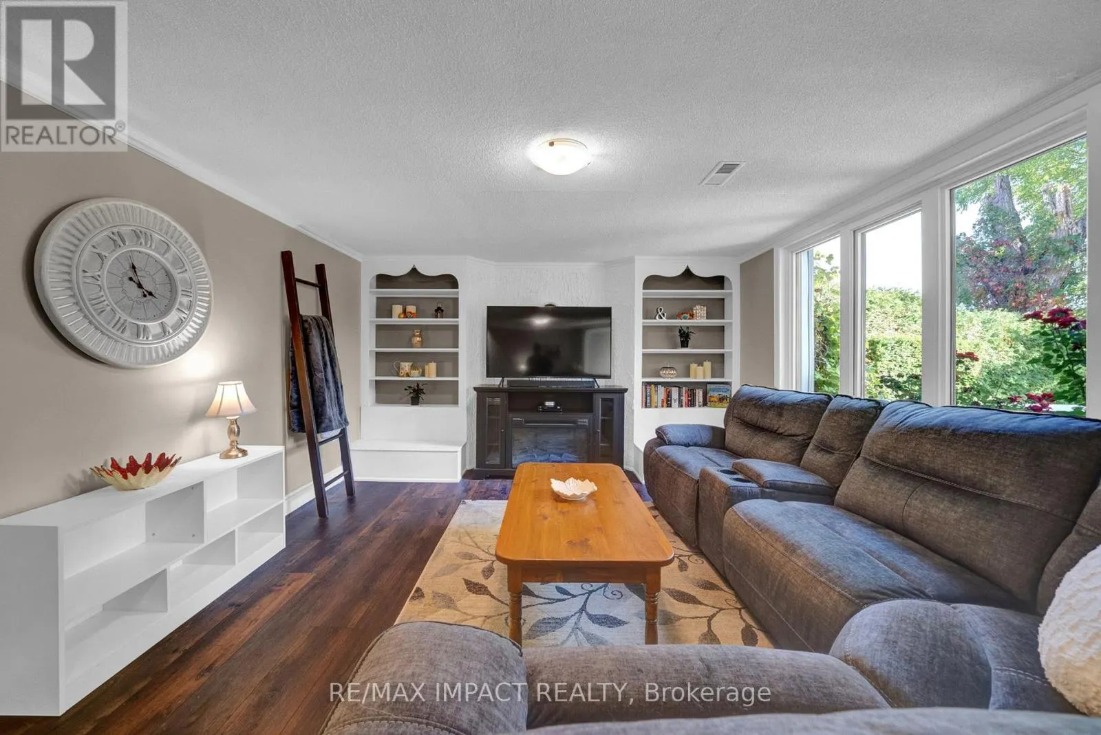 397 BRENTWOOD AVENUE