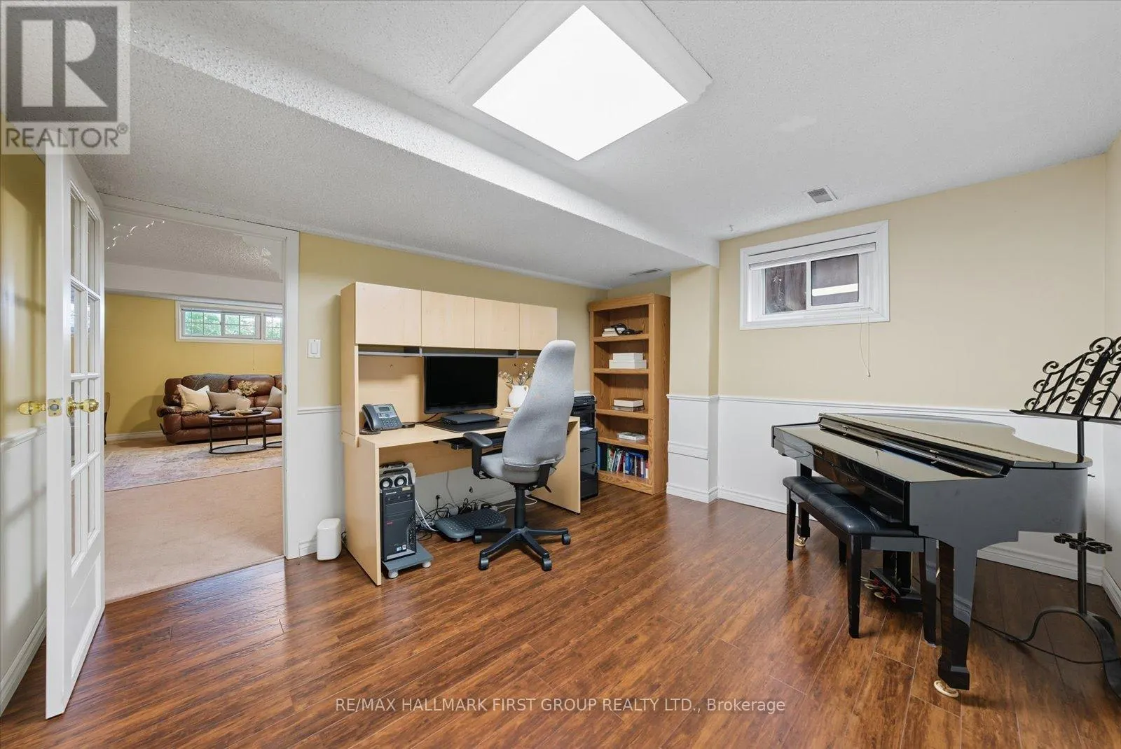 7 SPRY AVENUE