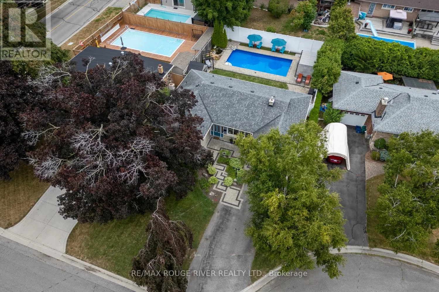 129 BRIAR COURT