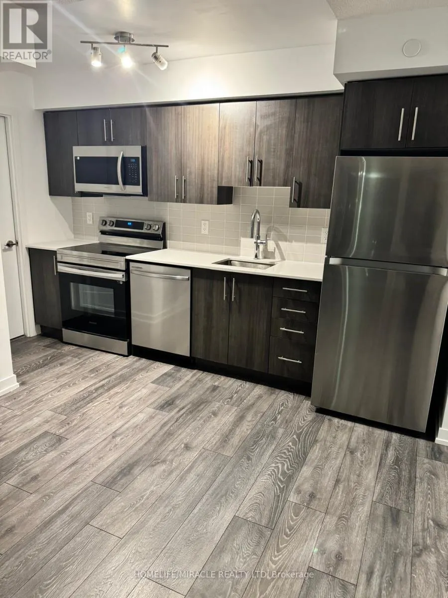 1608 - 1455 CELEBRATION DRIVE