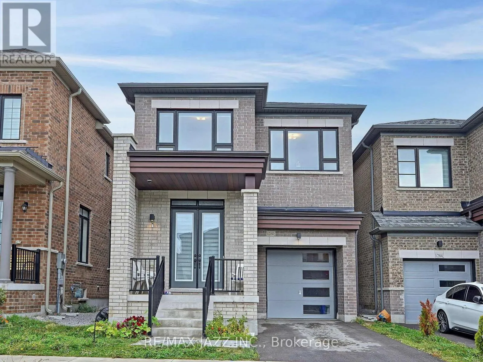 1280 AMHERST GATE