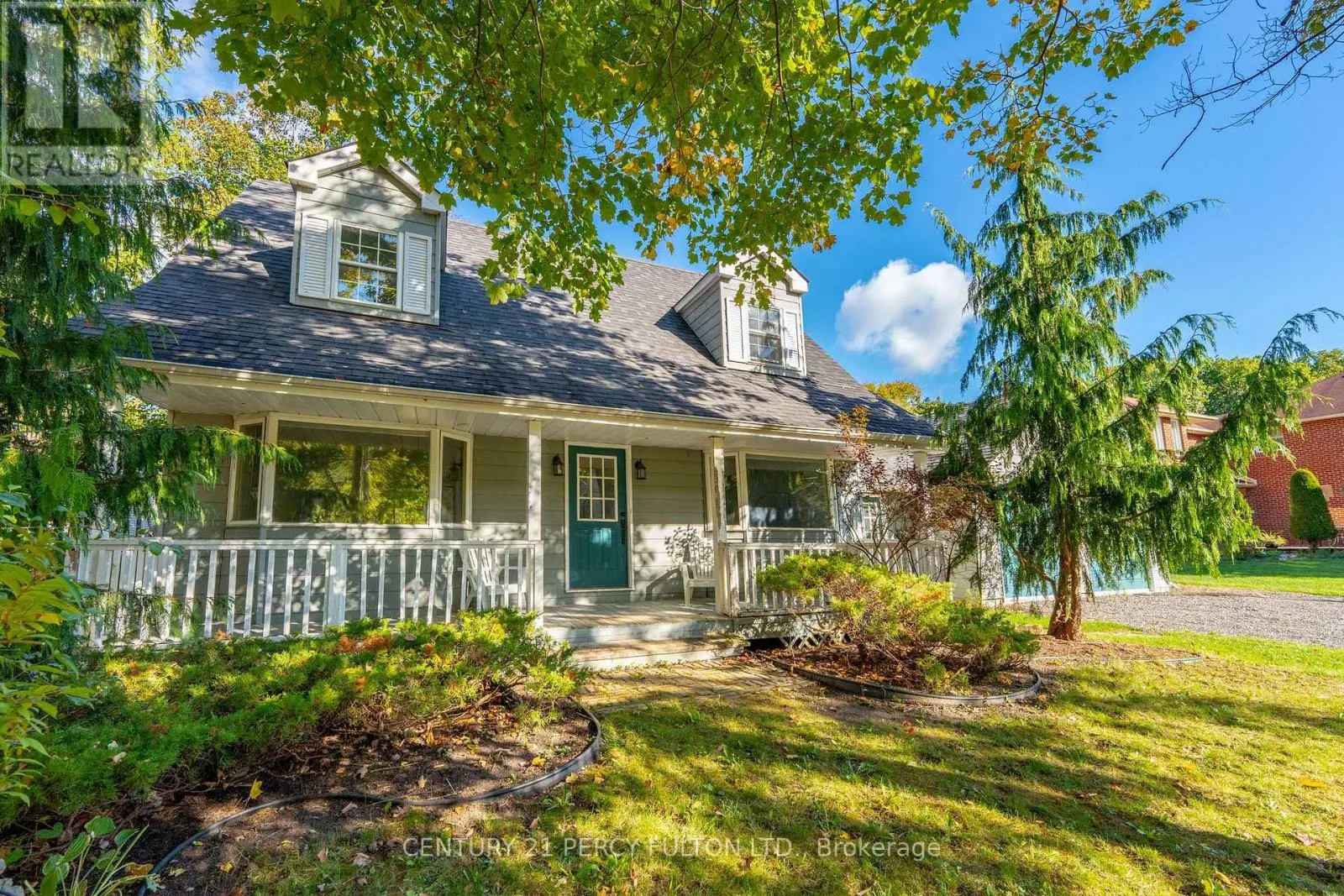 66 TWYN RIVERS DRIVE