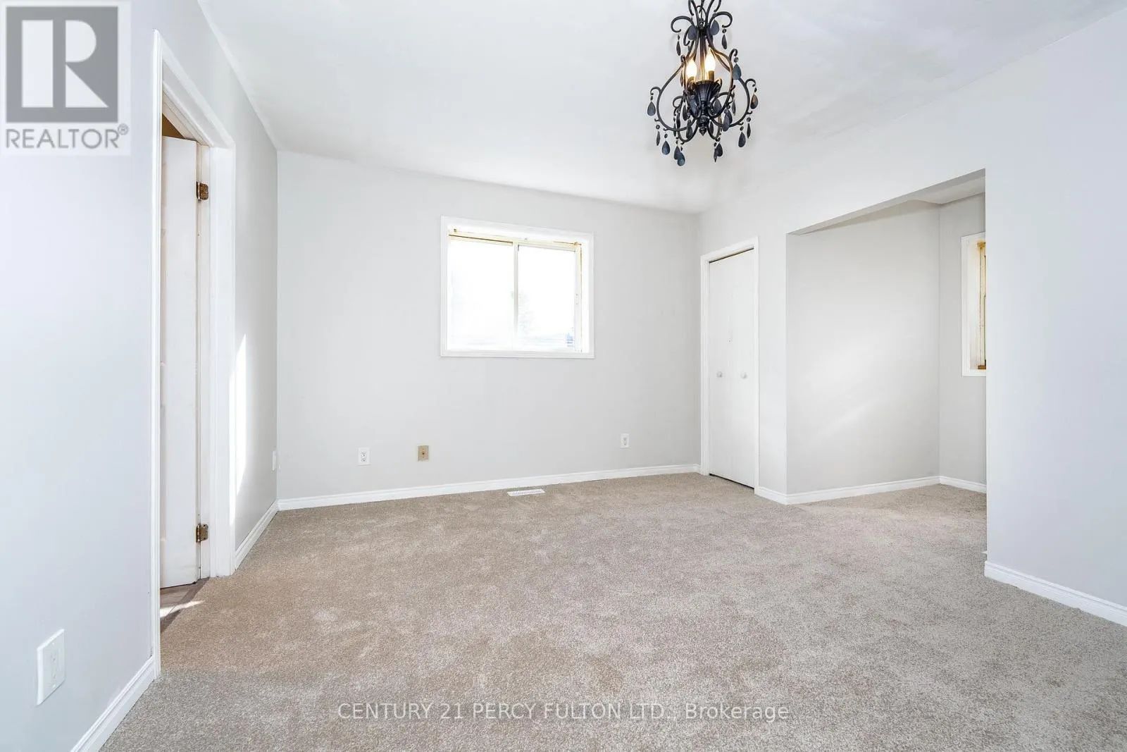 66 TWYN RIVERS DRIVE