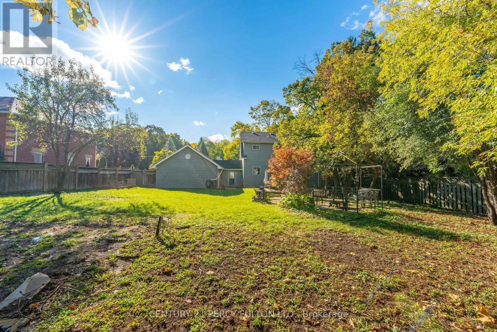 66 TWYN RIVERS DRIVE