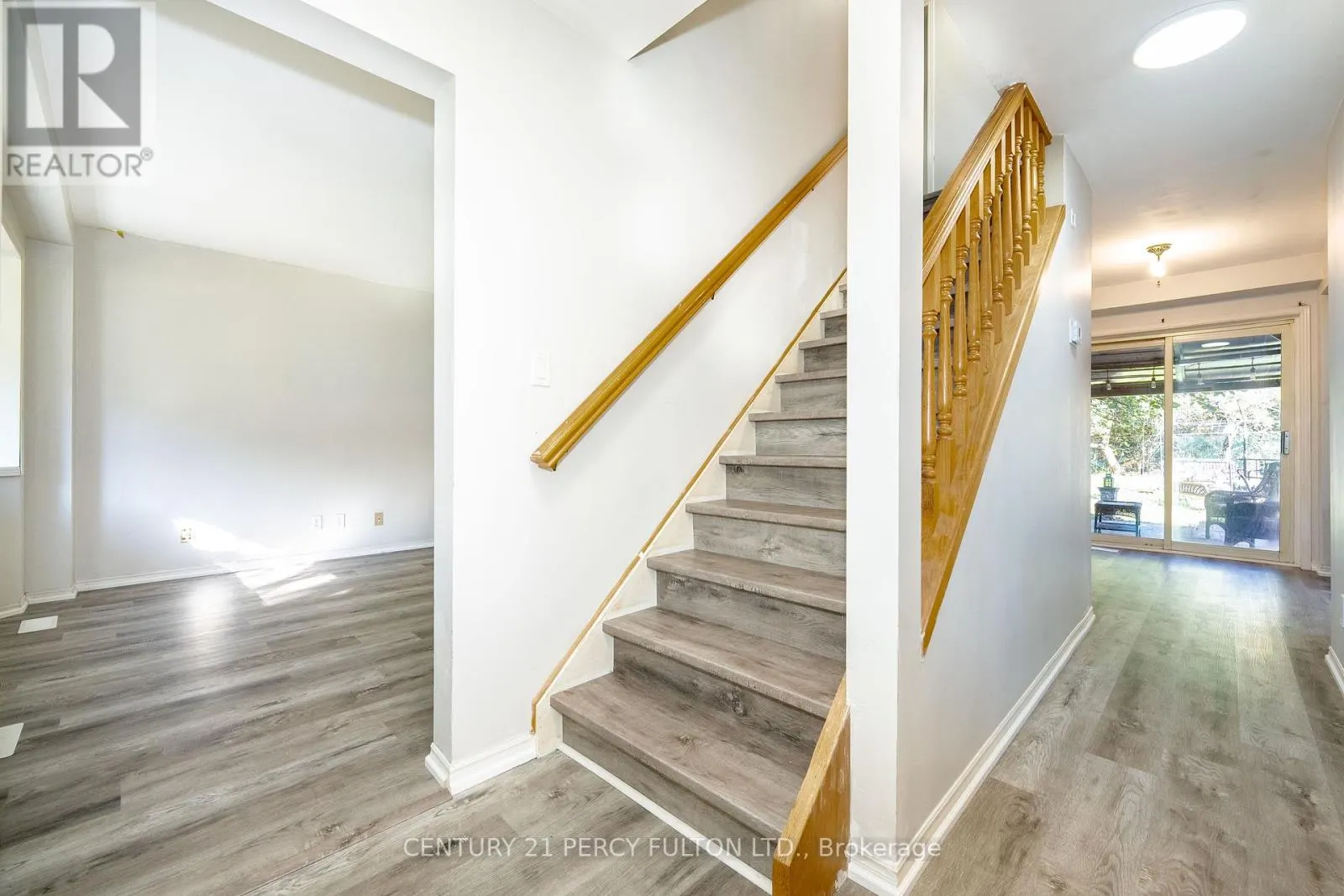 66 TWYN RIVERS DRIVE
