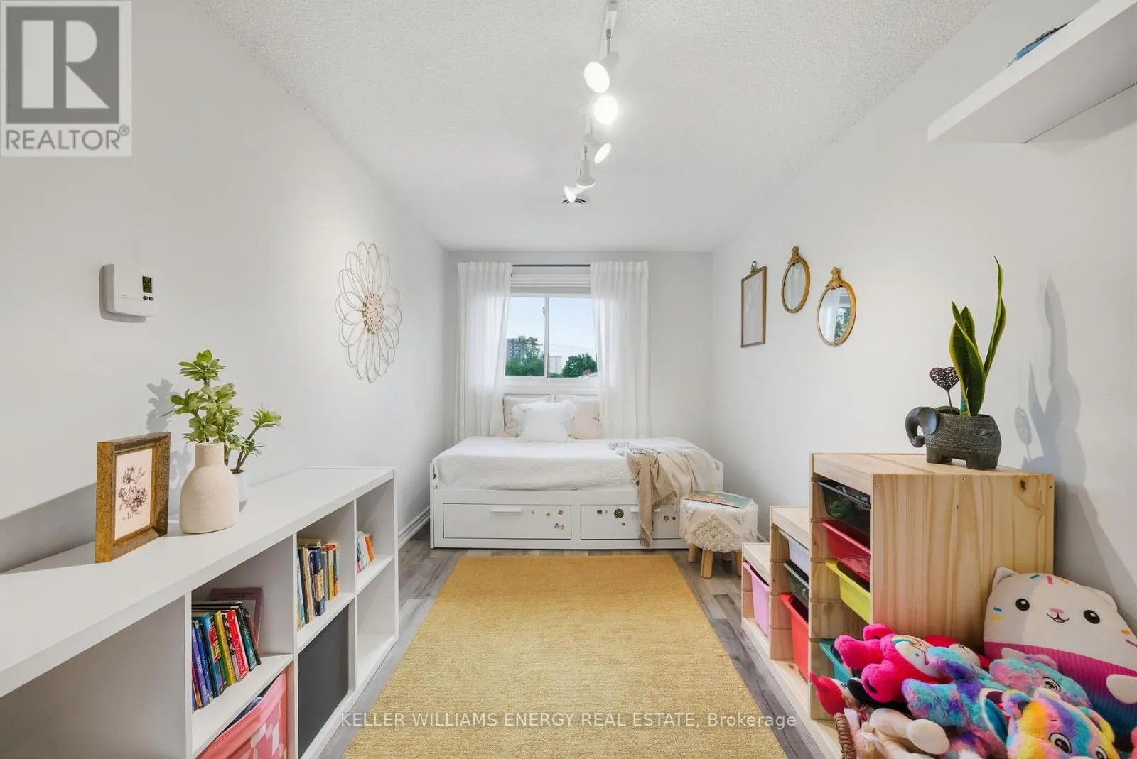 W16 - 220 ORMOND DRIVE, #W16