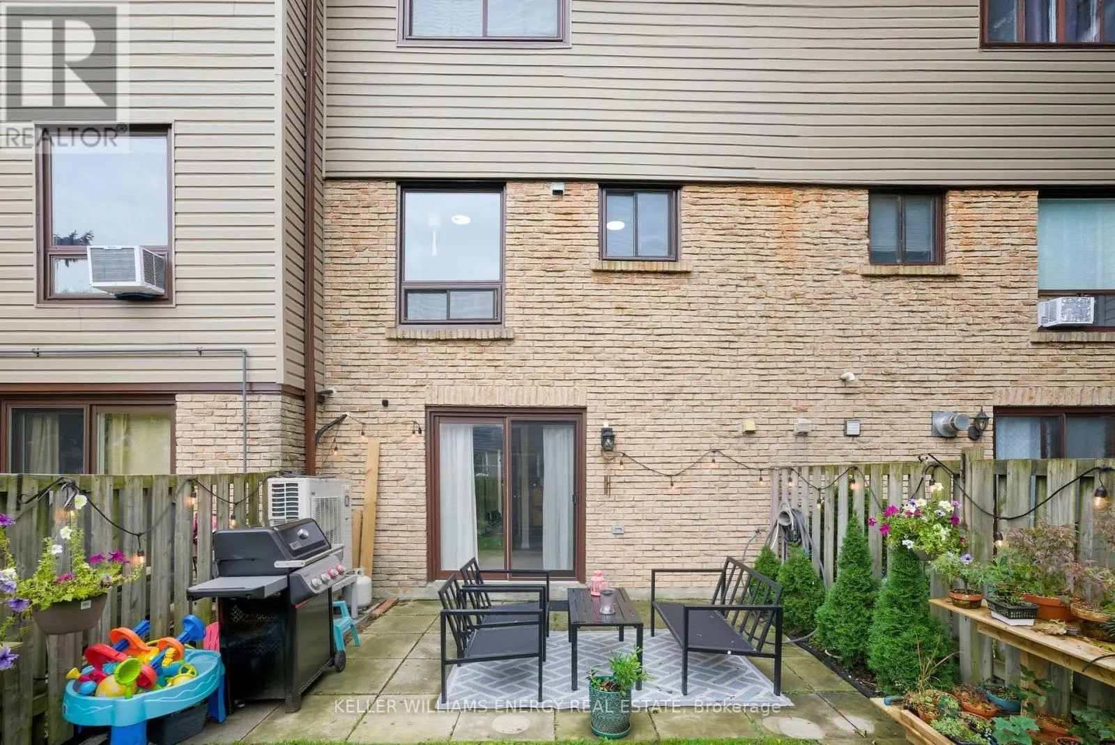 W16 - 220 ORMOND DRIVE, #W16