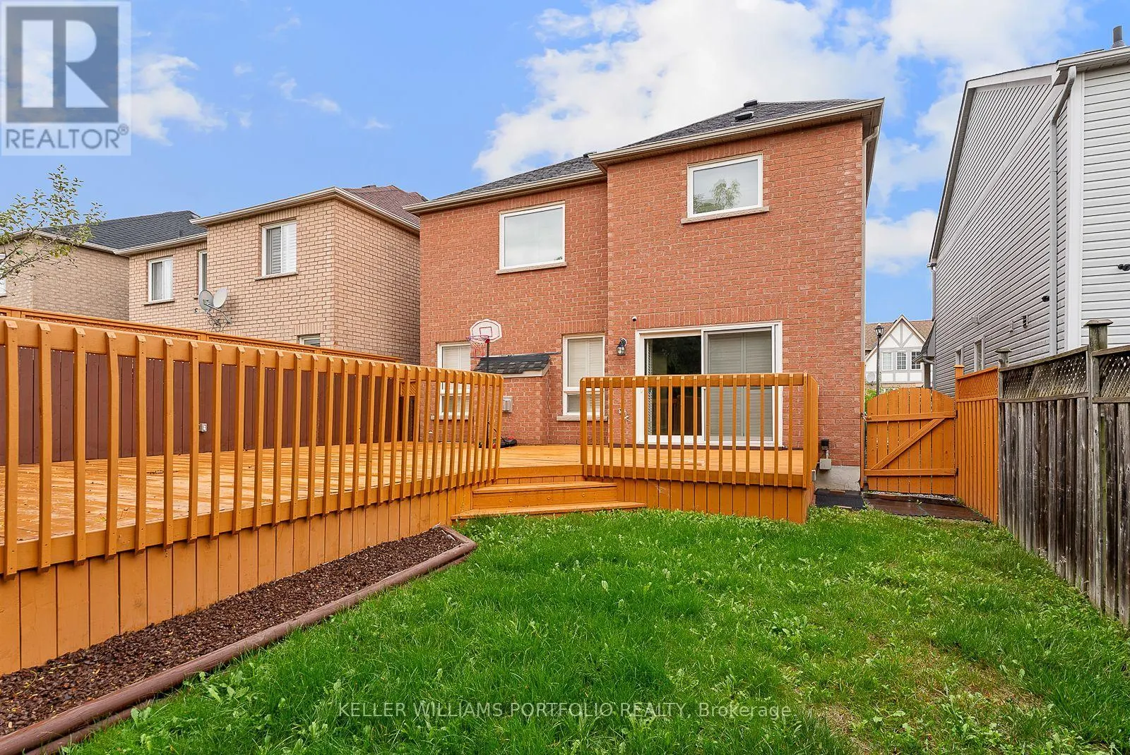 66 ARMITAGE CRESCENT