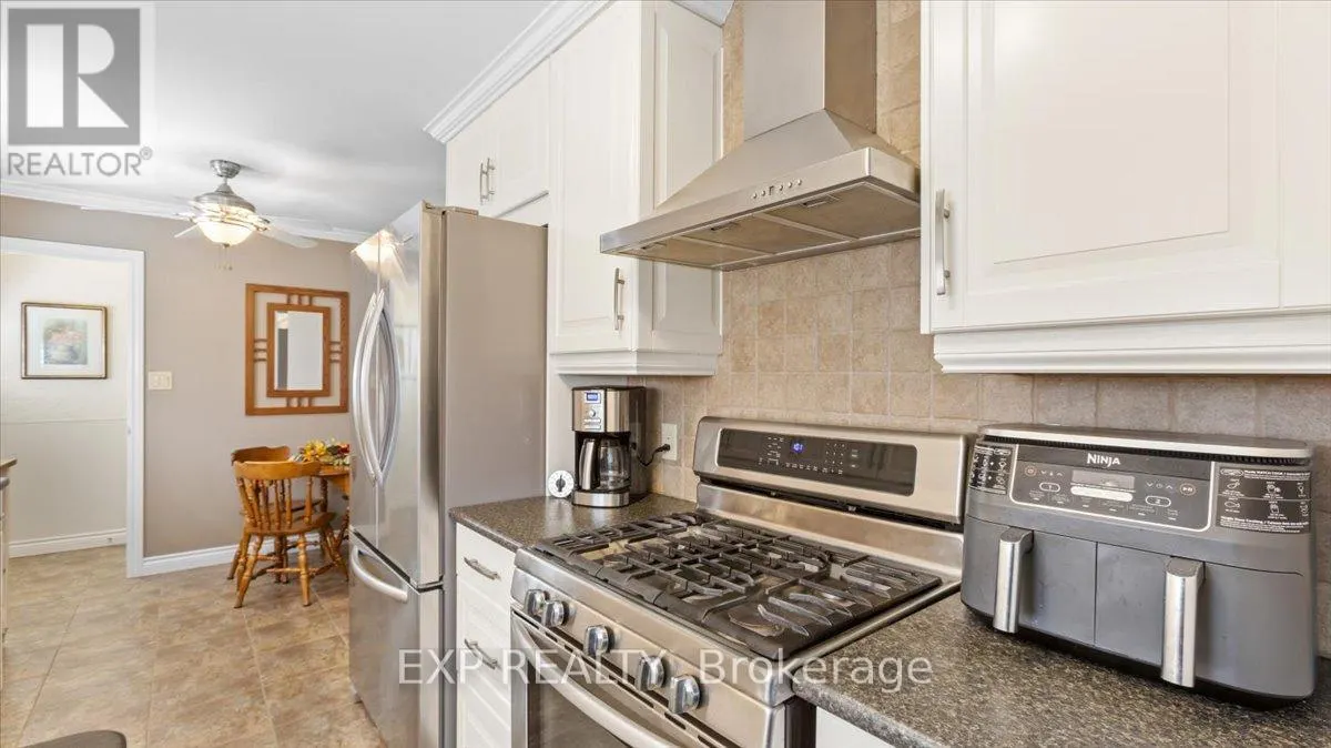 1452 ONEIDA COURT
