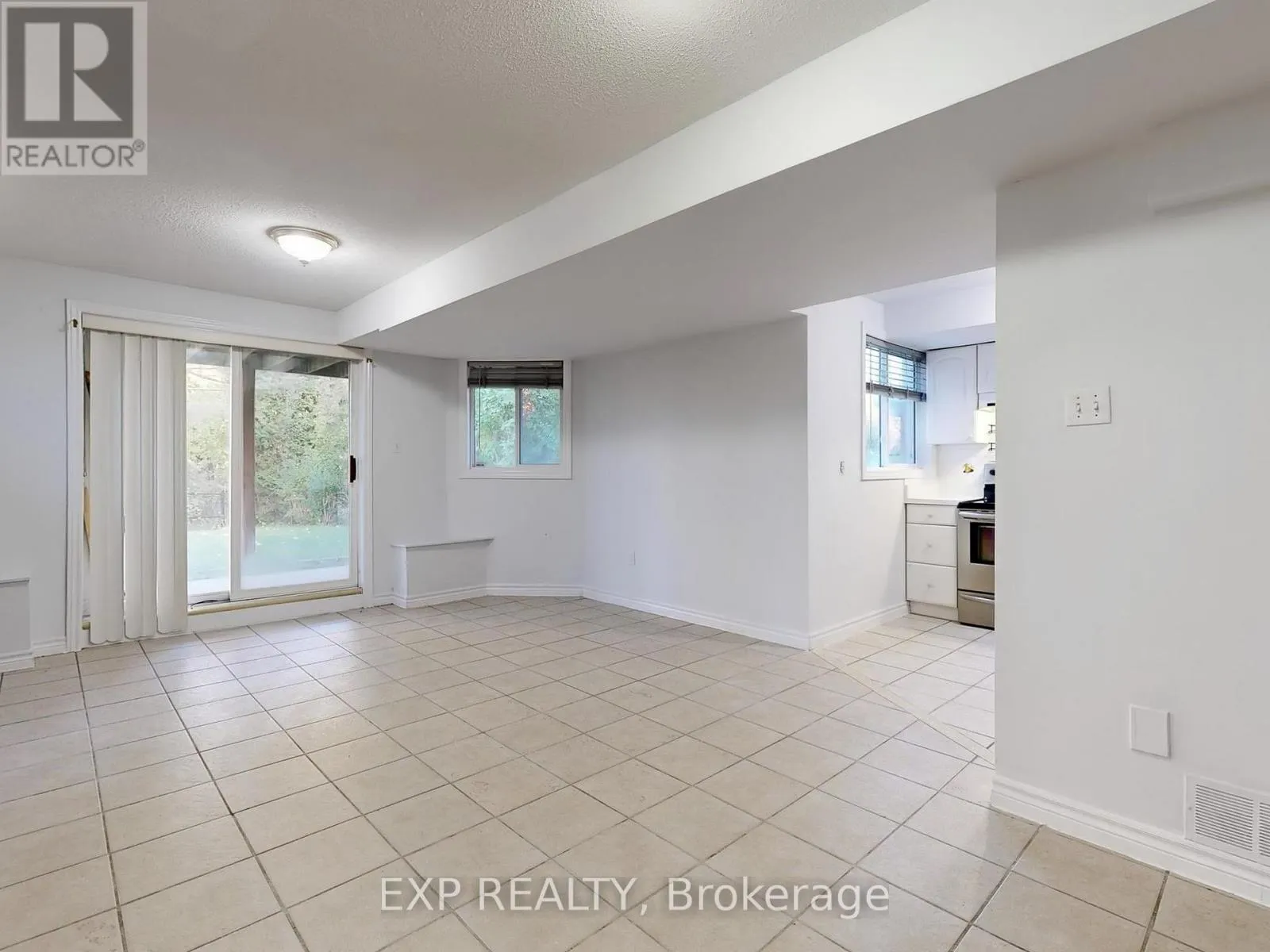 1151 GOSSAMER DRIVE