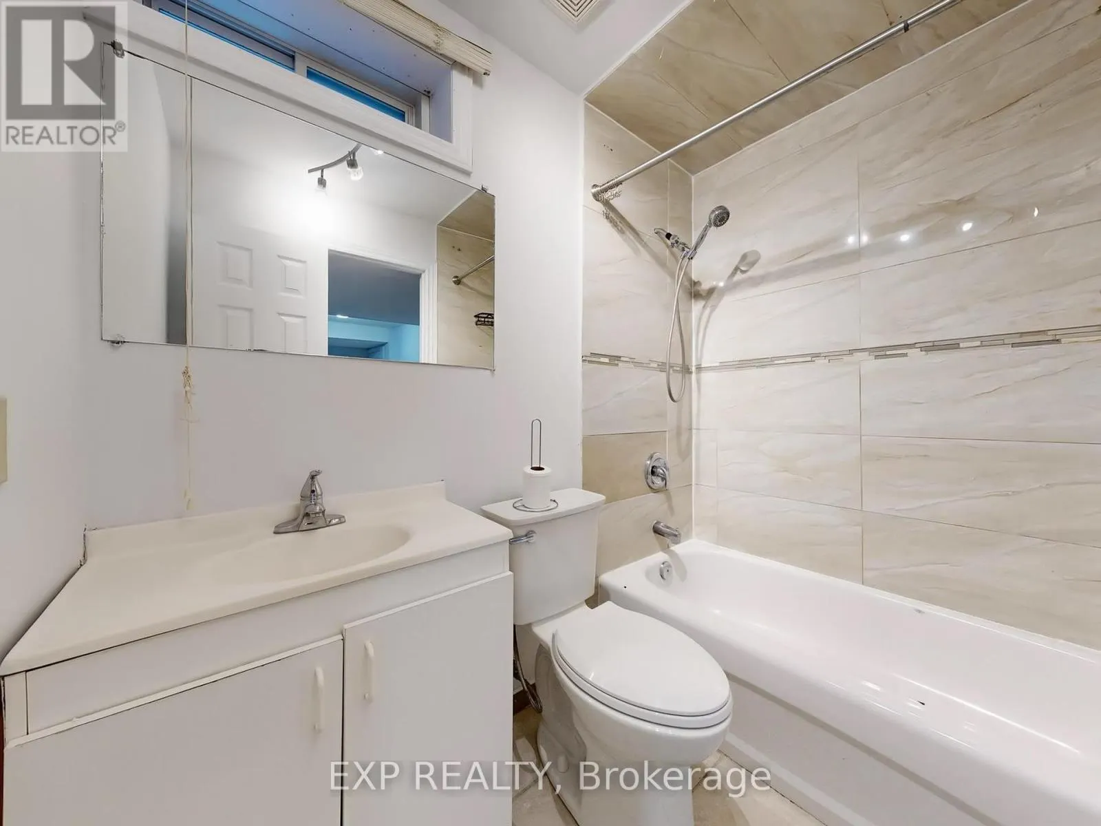 1151 GOSSAMER DRIVE