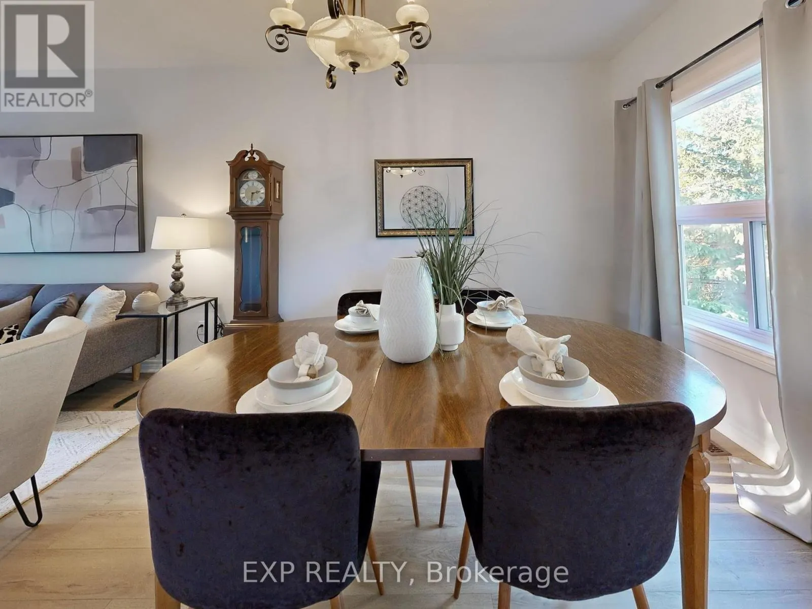 1151 GOSSAMER DRIVE