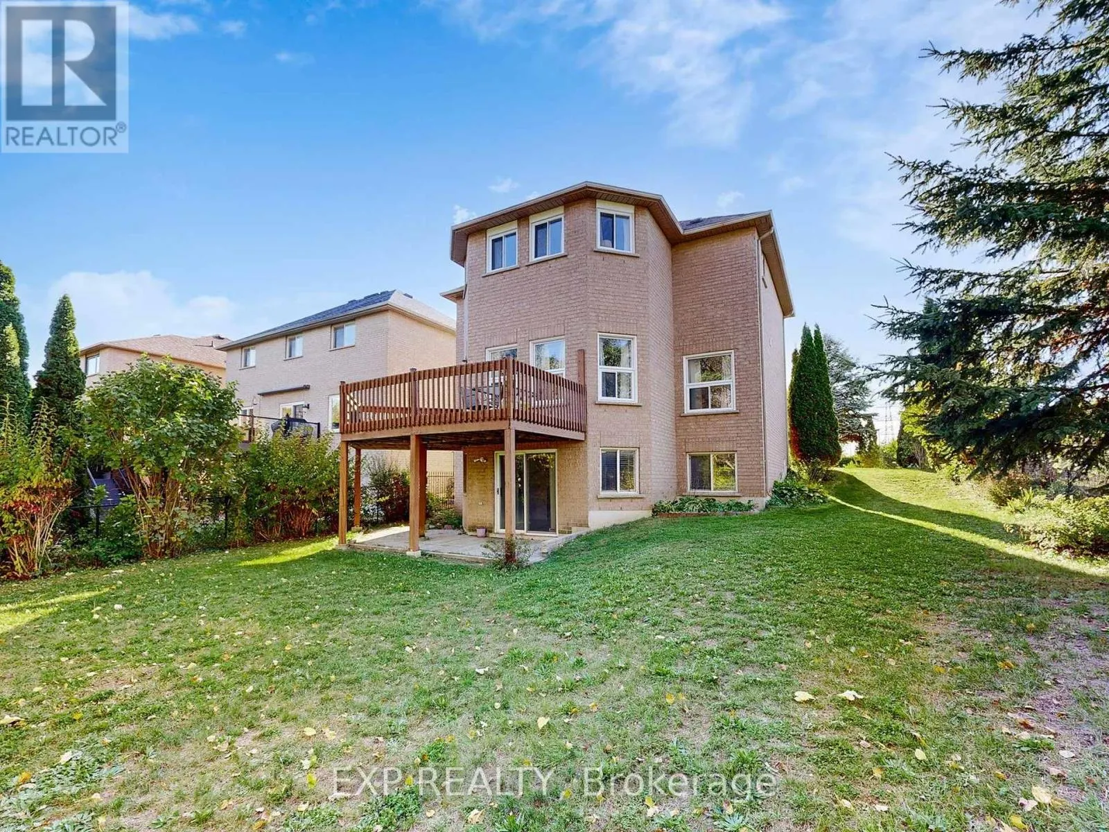 1151 GOSSAMER DRIVE