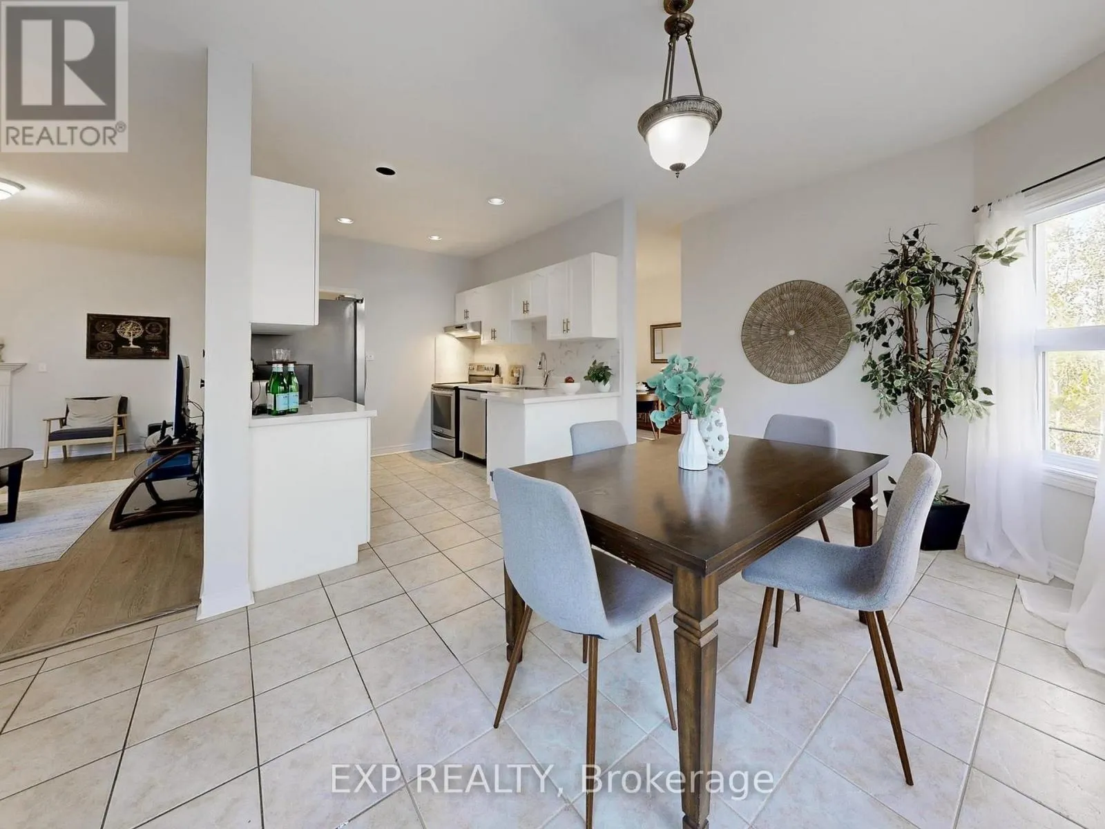 1151 GOSSAMER DRIVE
