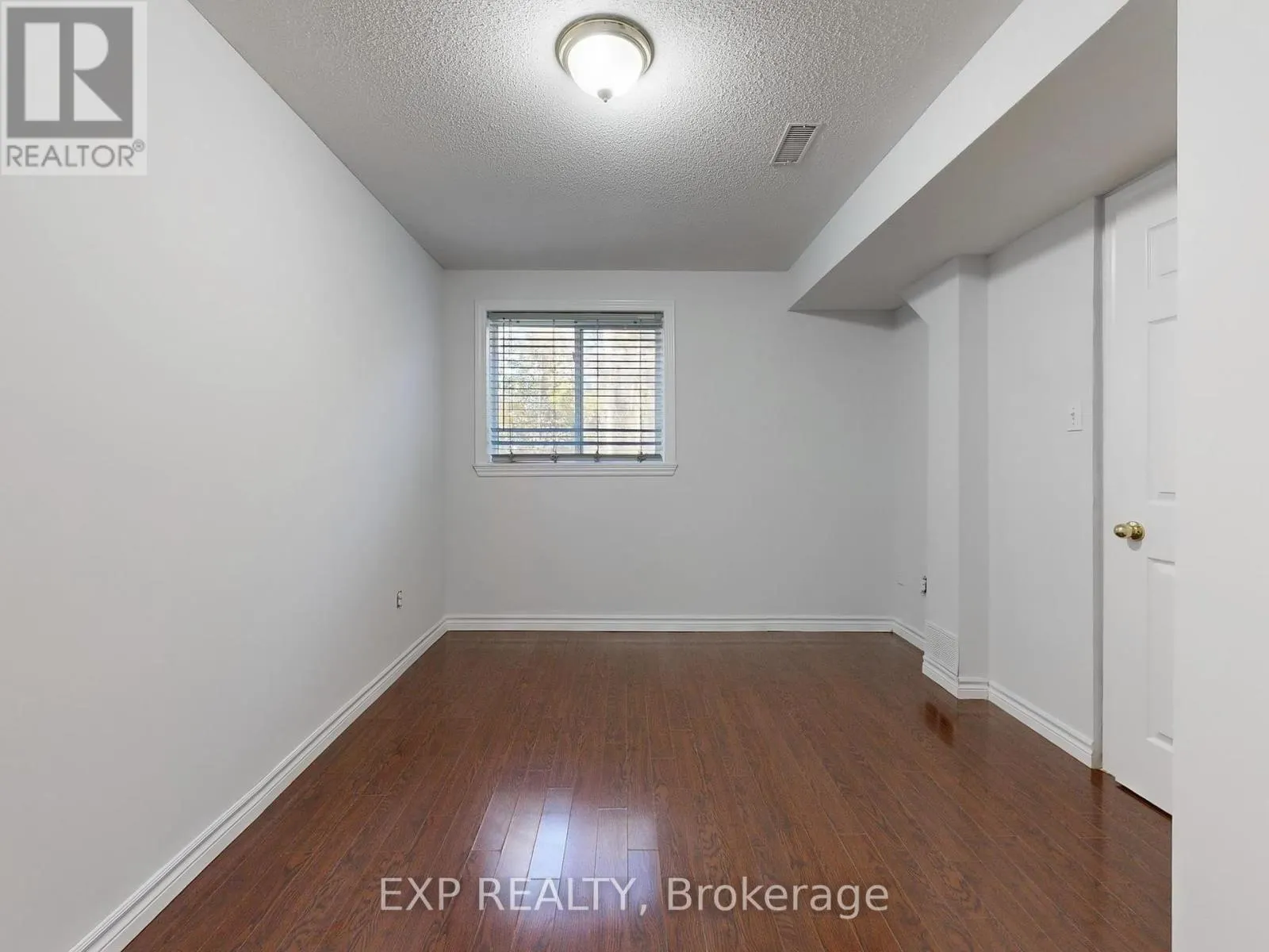 1151 GOSSAMER DRIVE