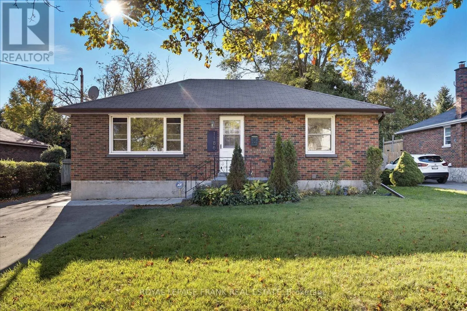 1186 RAVINE ROAD