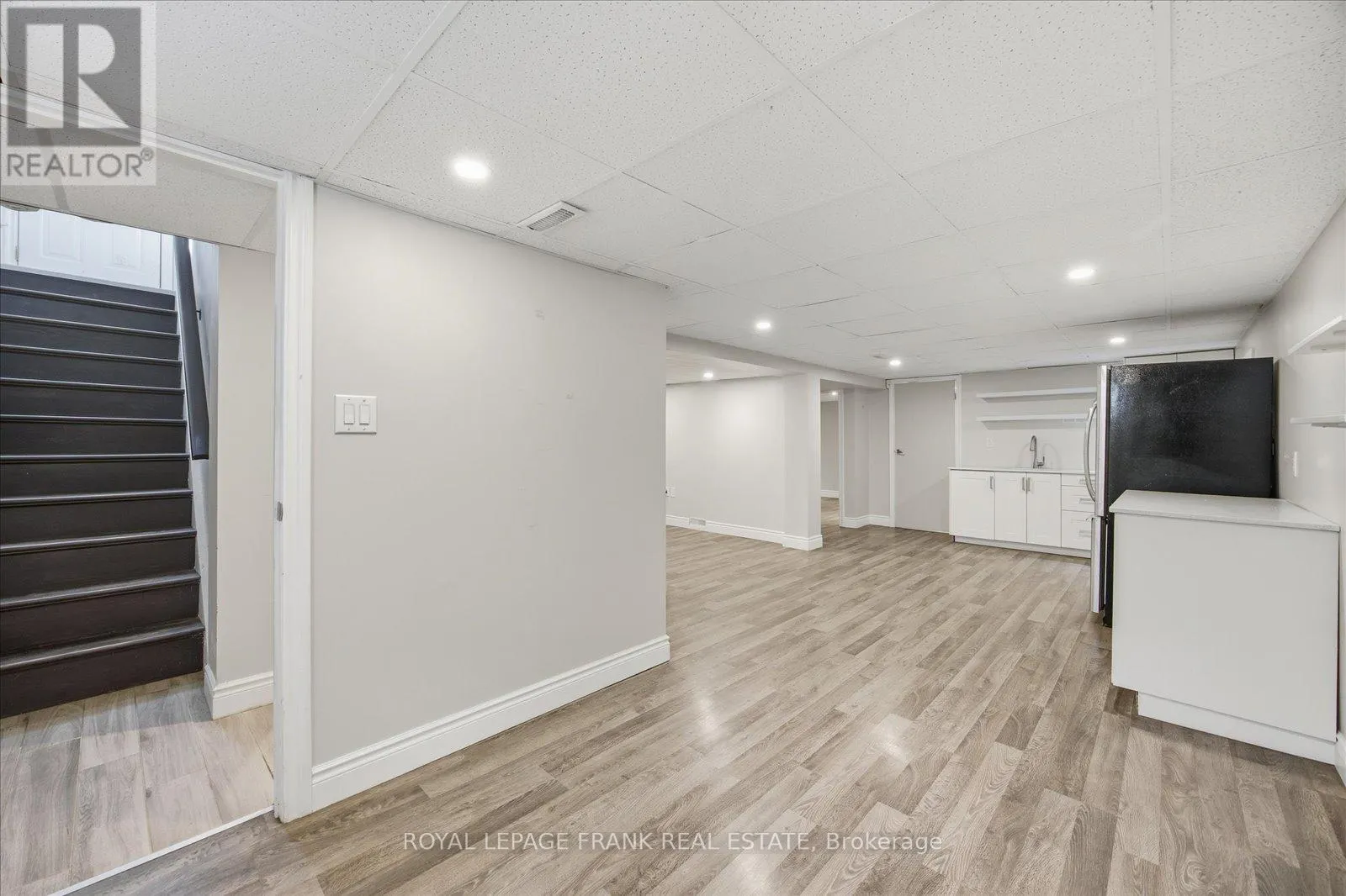 1186 RAVINE ROAD