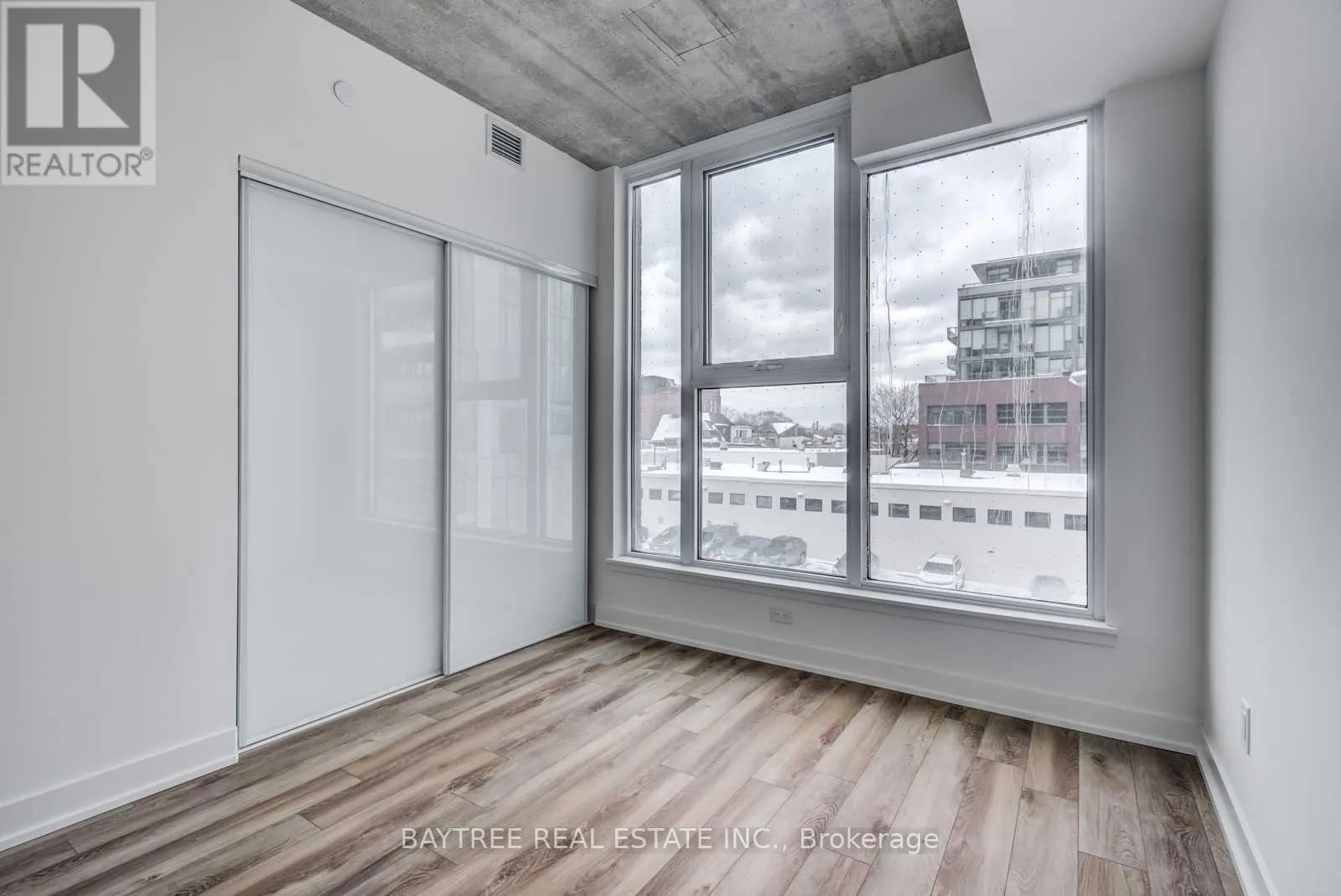 404 - 30 BASEBALL PLACE