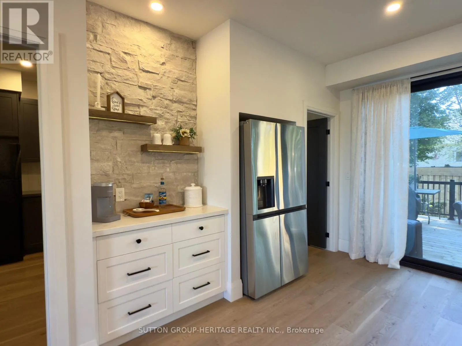 16 COULCLIFF BOULEVARD