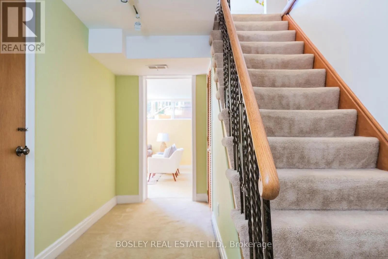 25 AYRE POINT ROAD