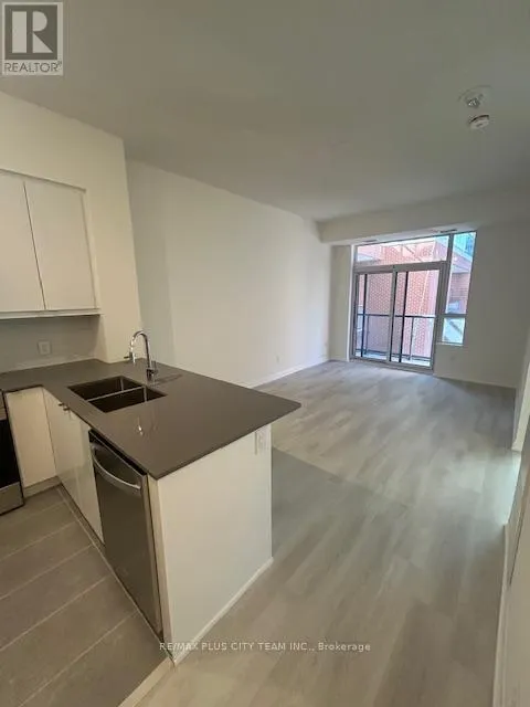 626 - 3270 SHEPPARD AVENUE