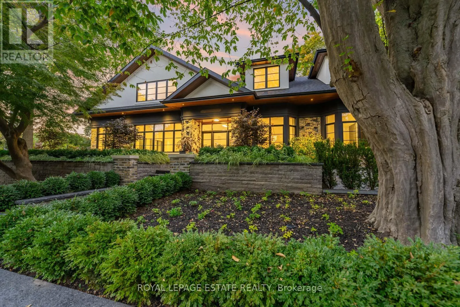 8 CROWN PARK ROAD