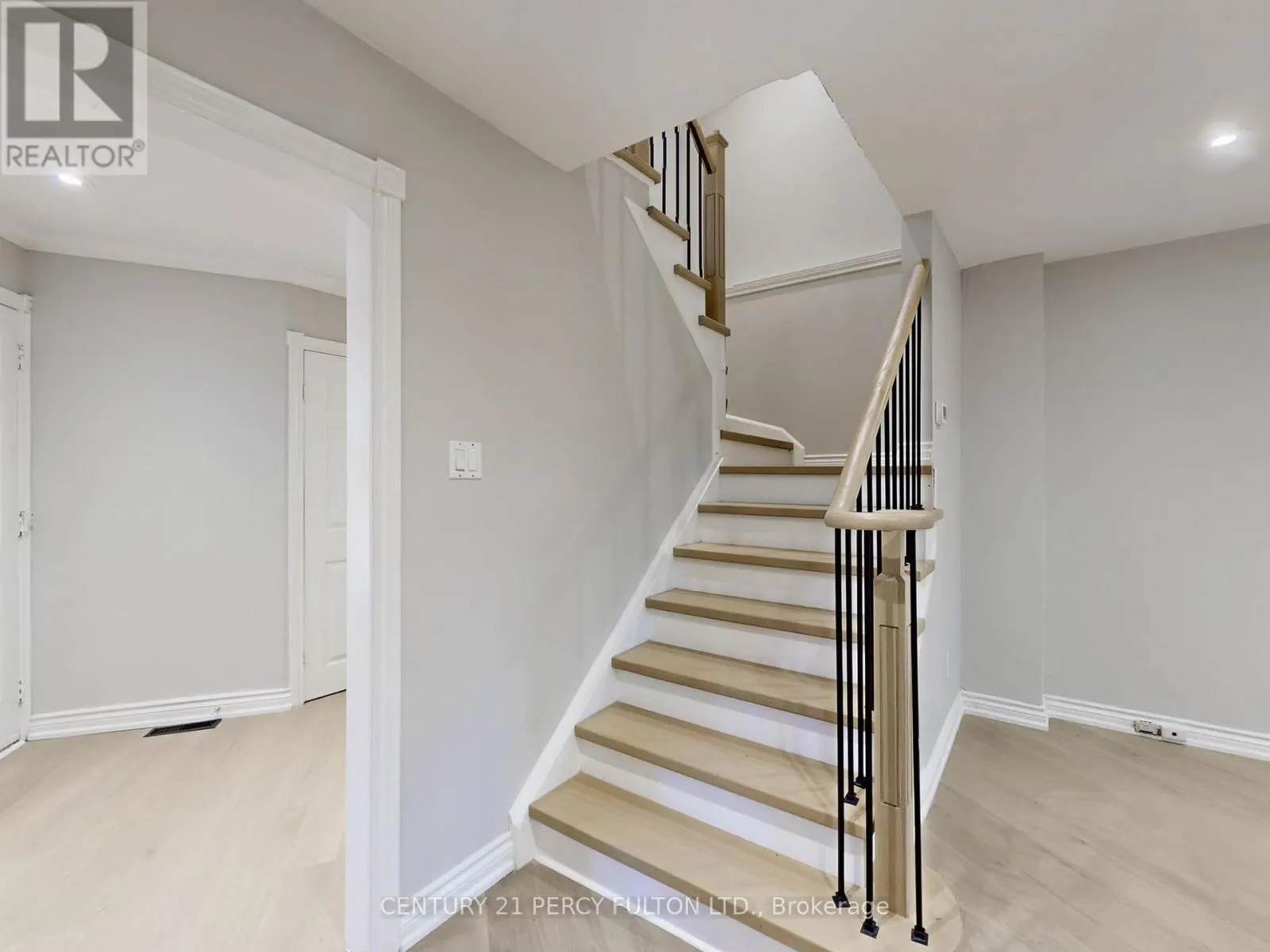 1671 PORTLAND COURT