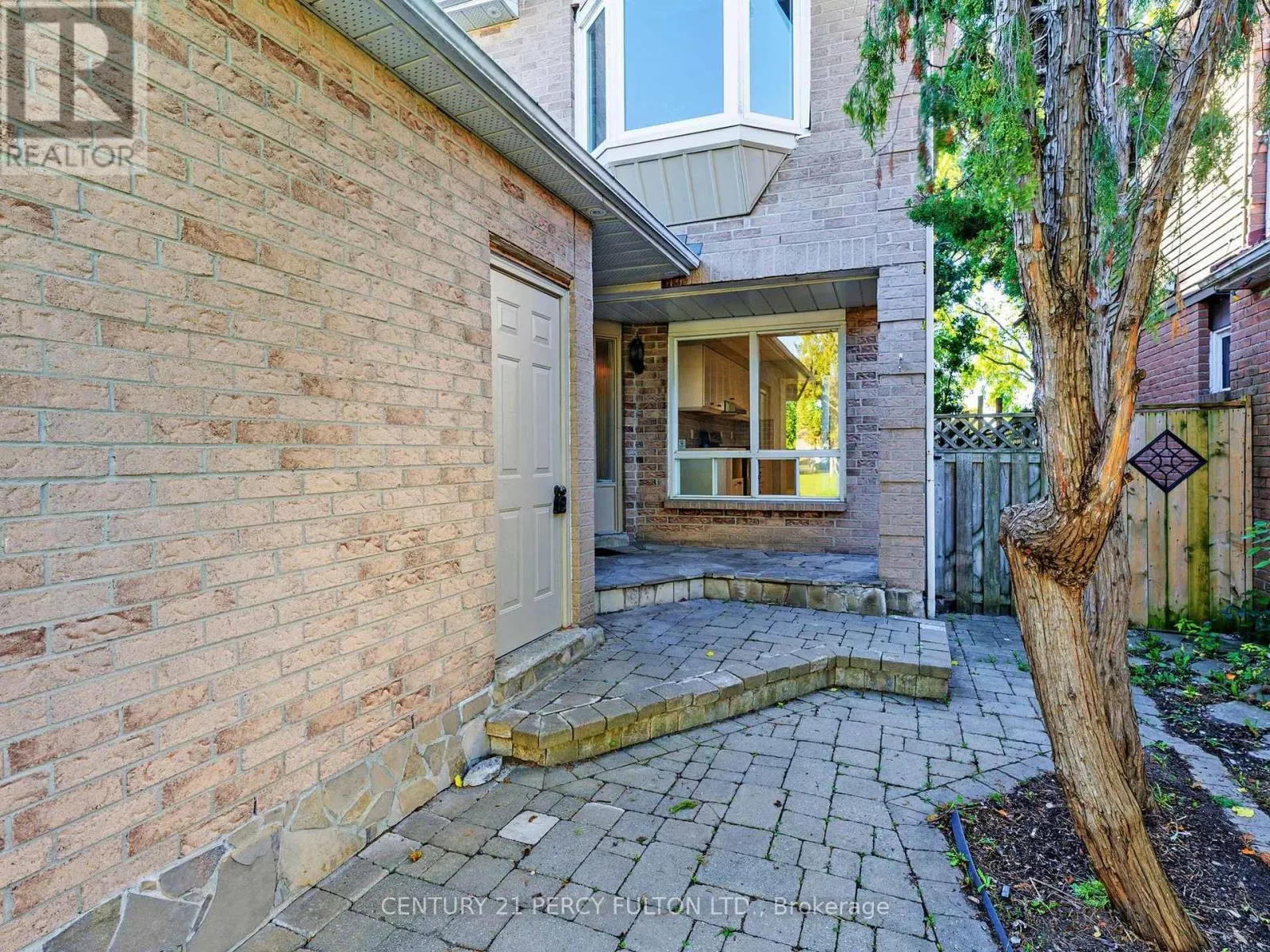 1671 PORTLAND COURT
