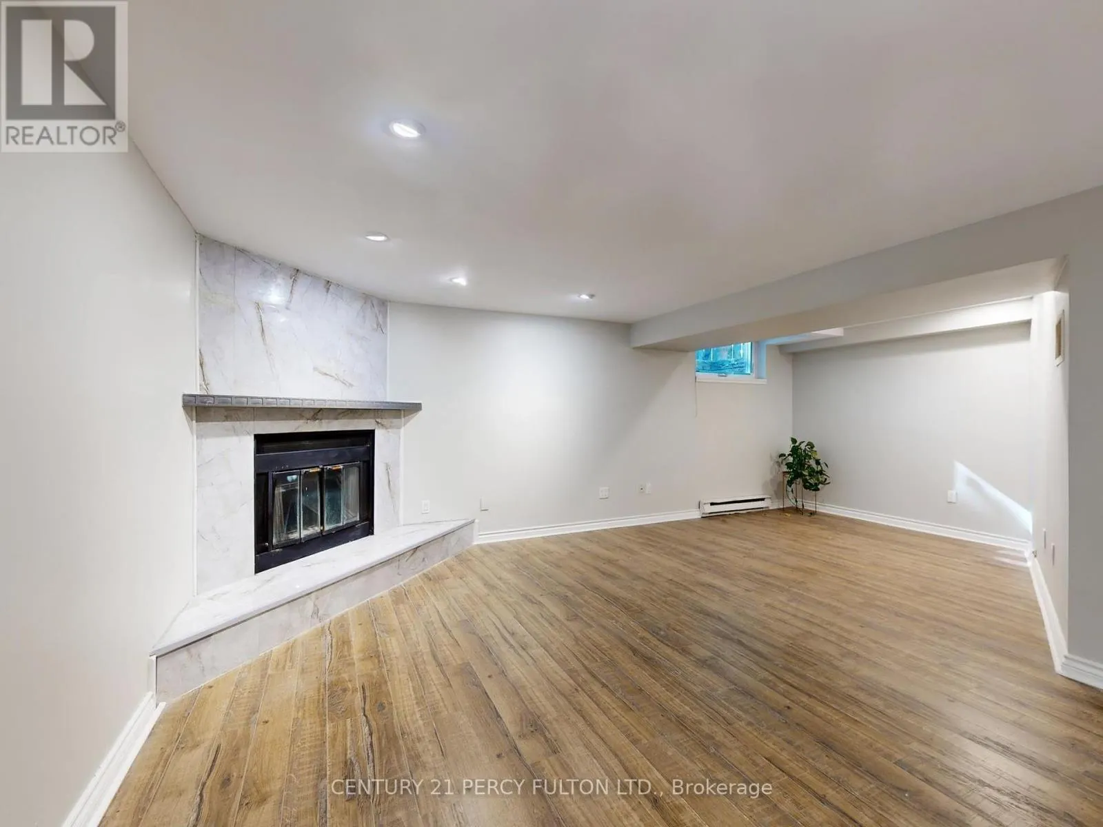 1671 PORTLAND COURT