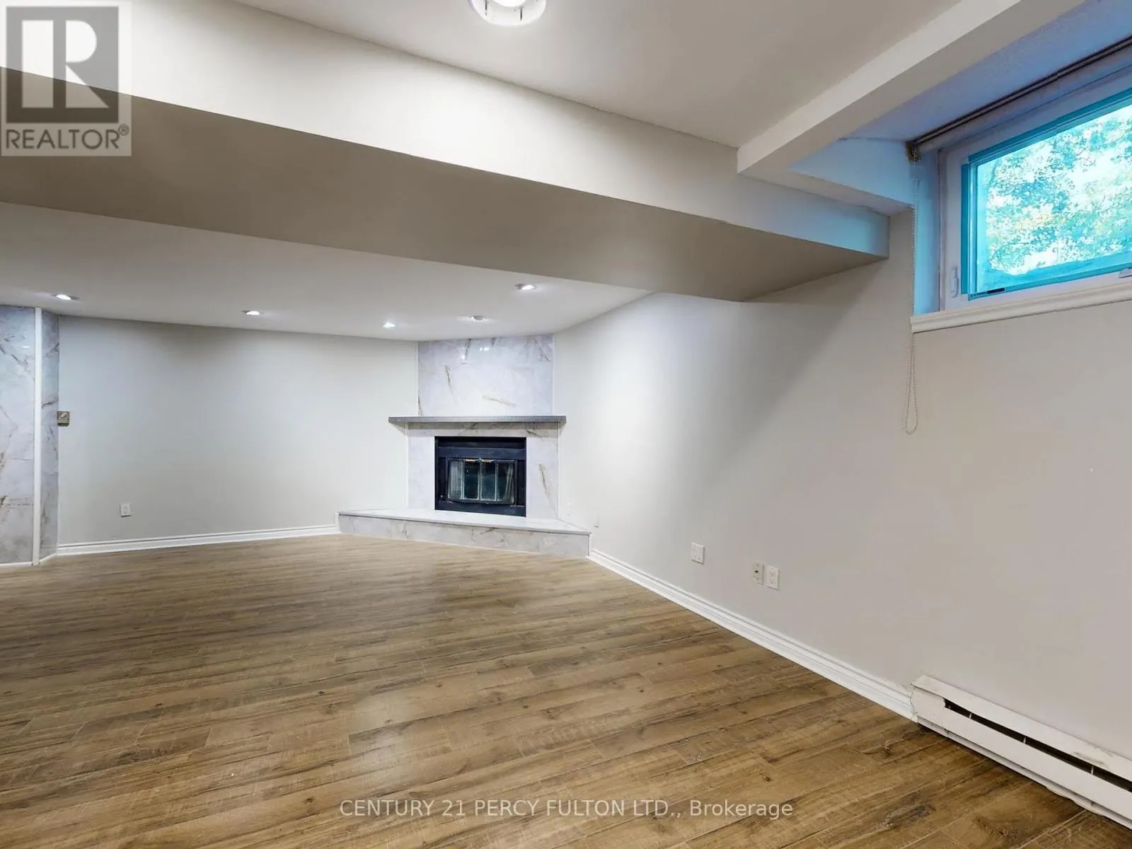 1671 PORTLAND COURT