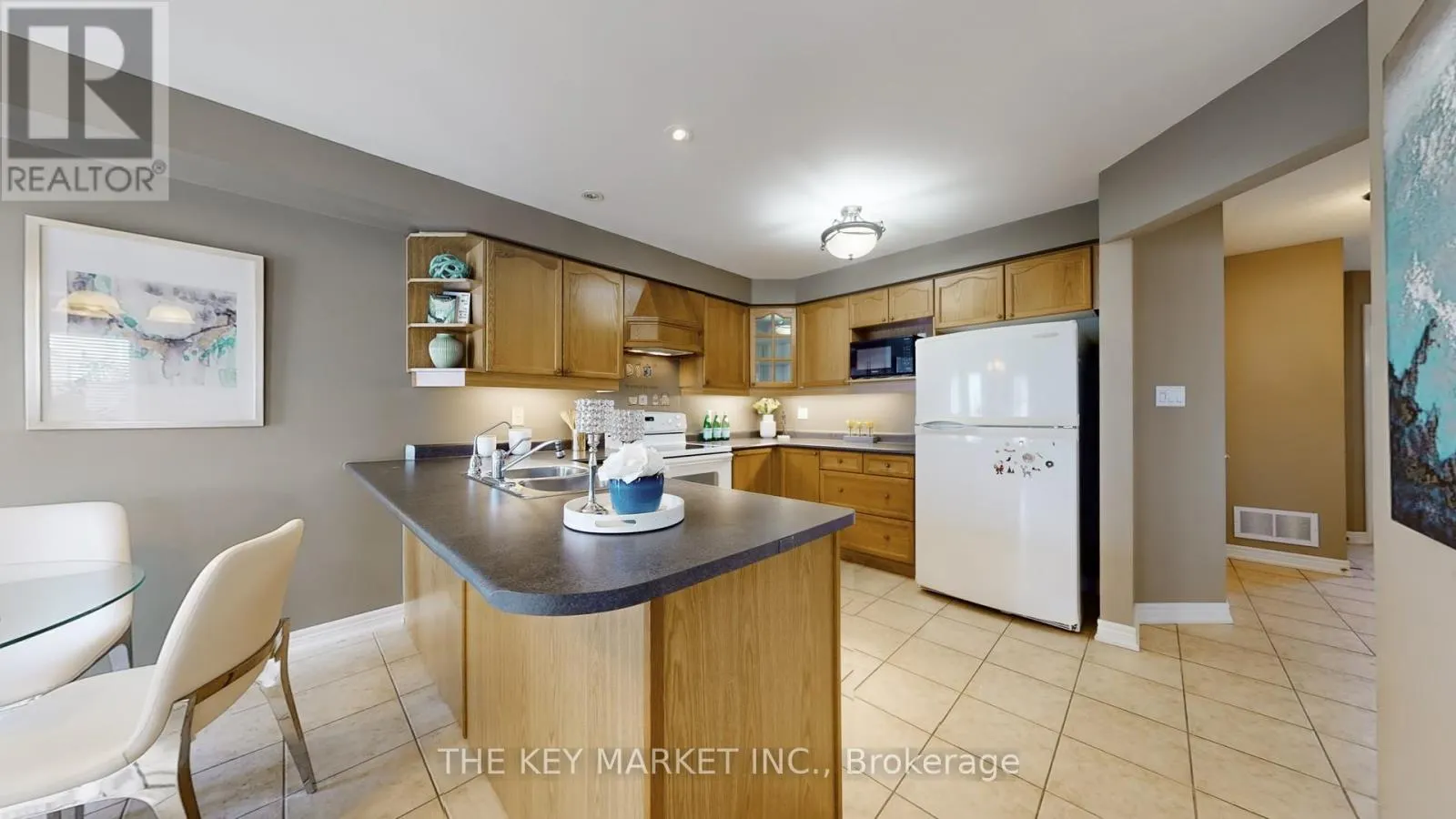 3 CRANBORNE CRESCENT