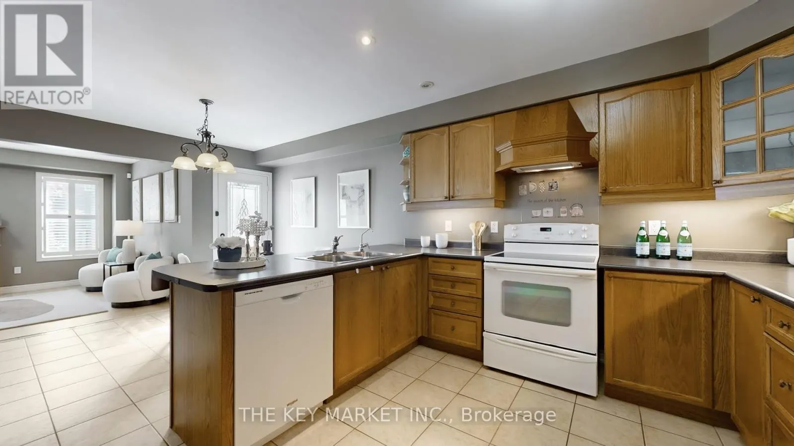 3 CRANBORNE CRESCENT