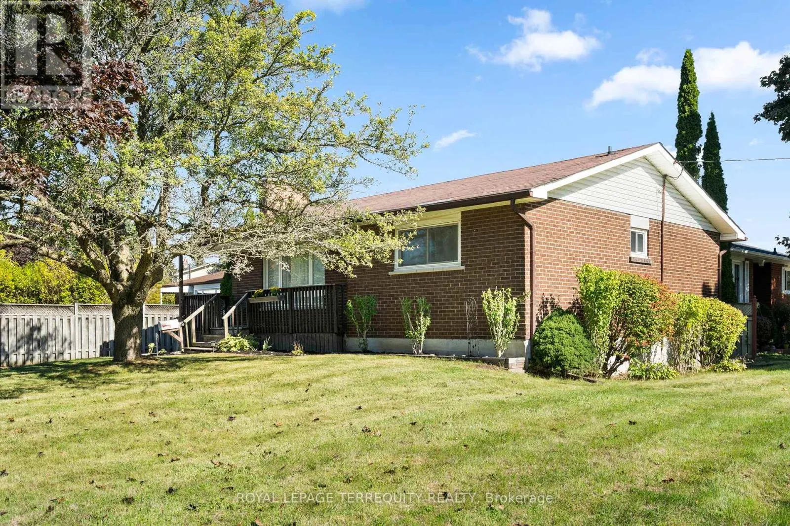 985 SUSAN COURT