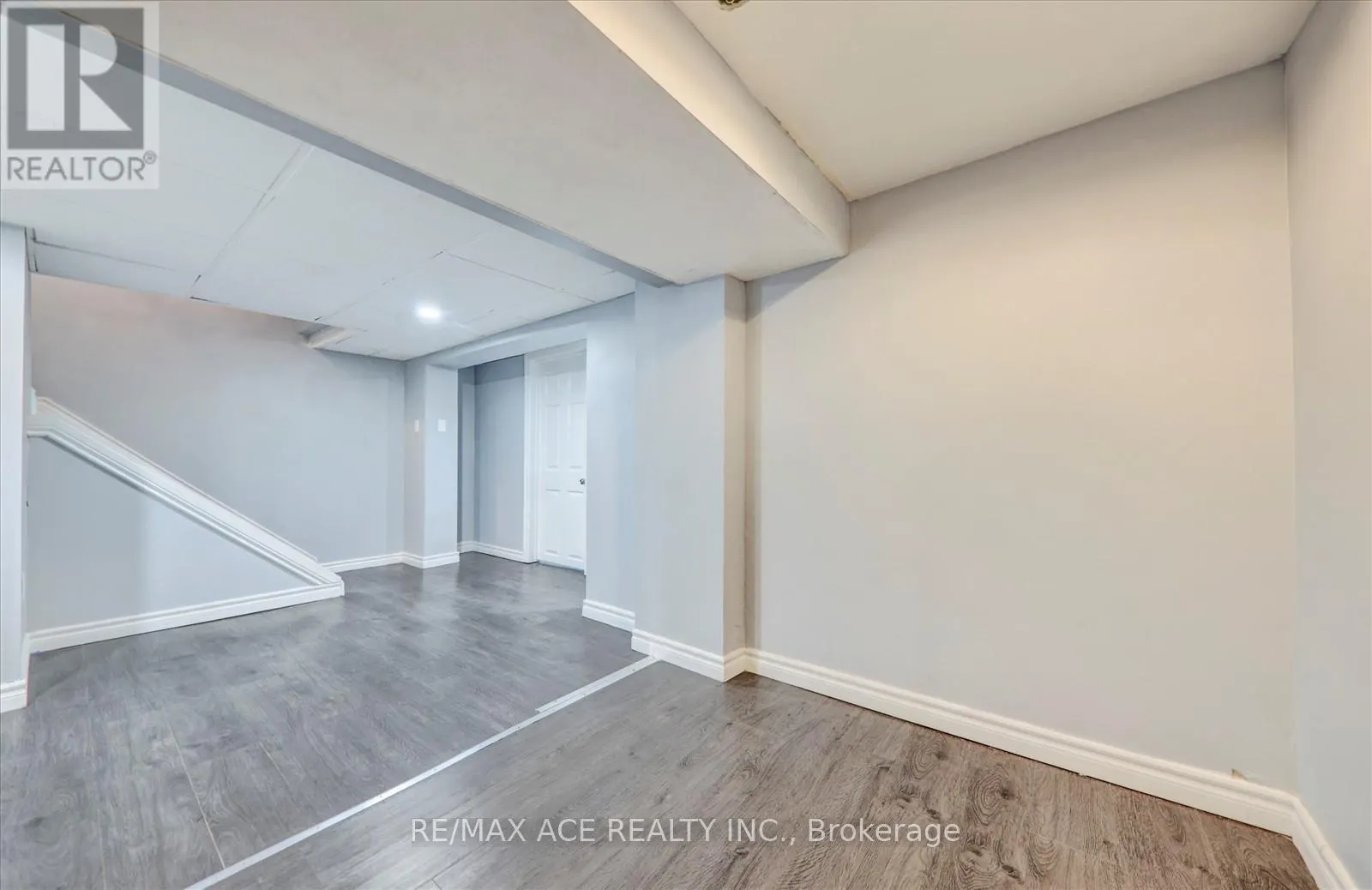 53 FALAISE ROAD
