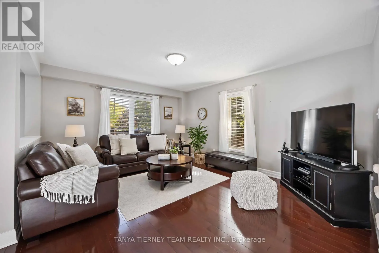 30 CLARIDGE CRESCENT