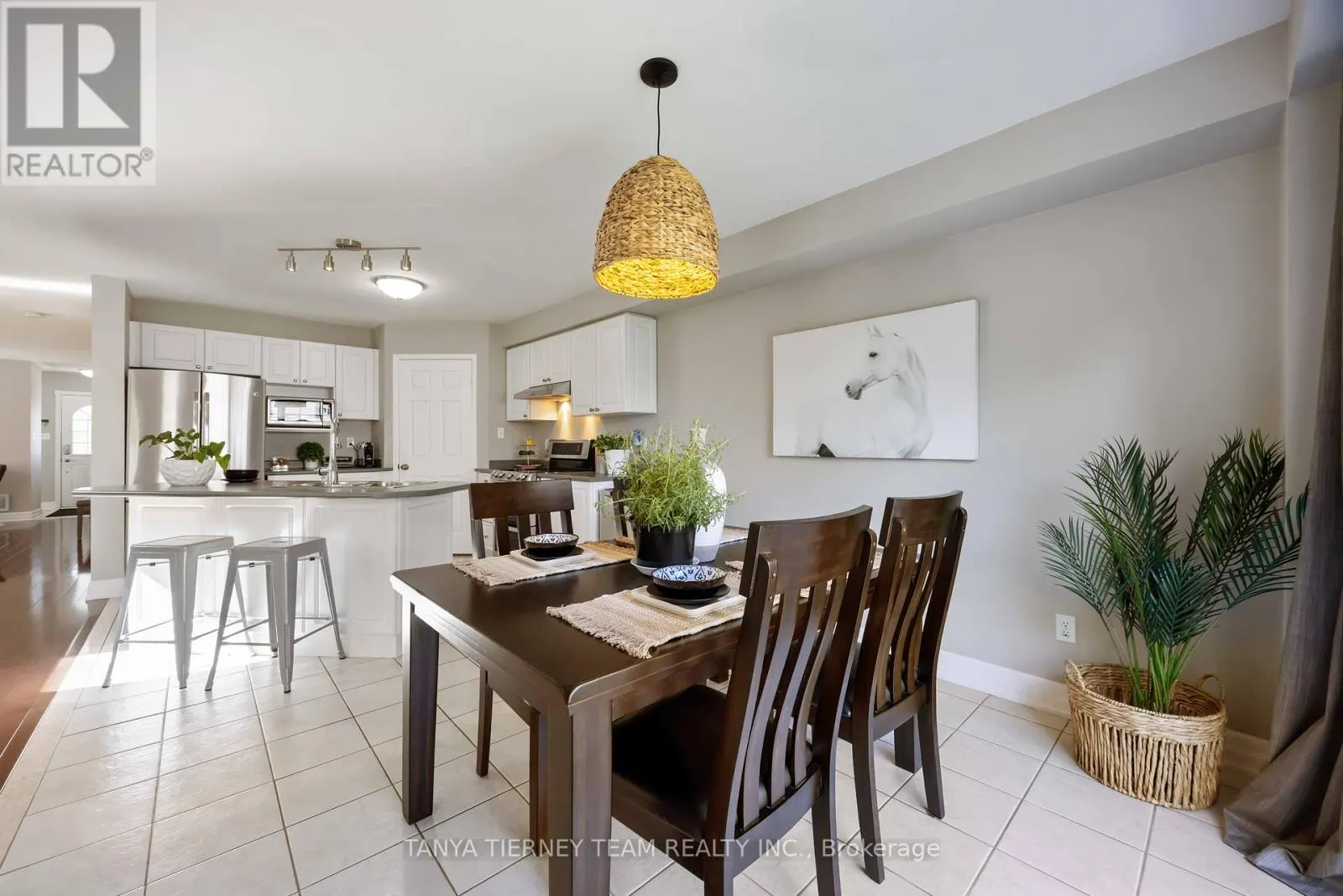 30 CLARIDGE CRESCENT