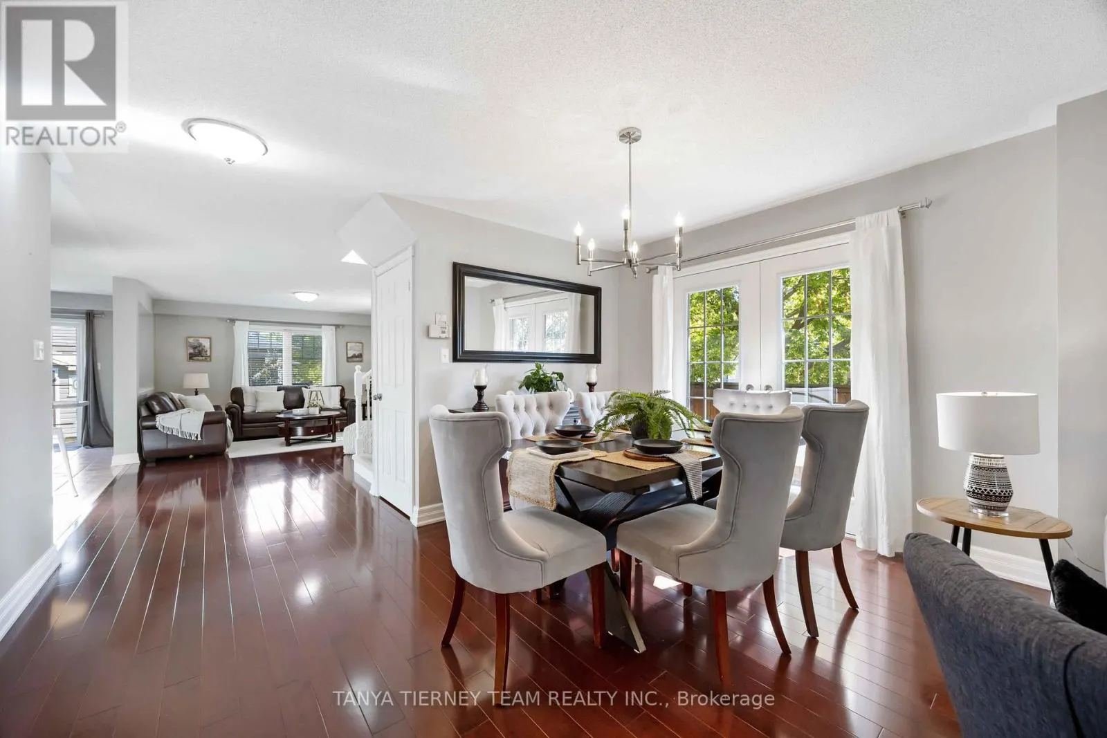 30 CLARIDGE CRESCENT