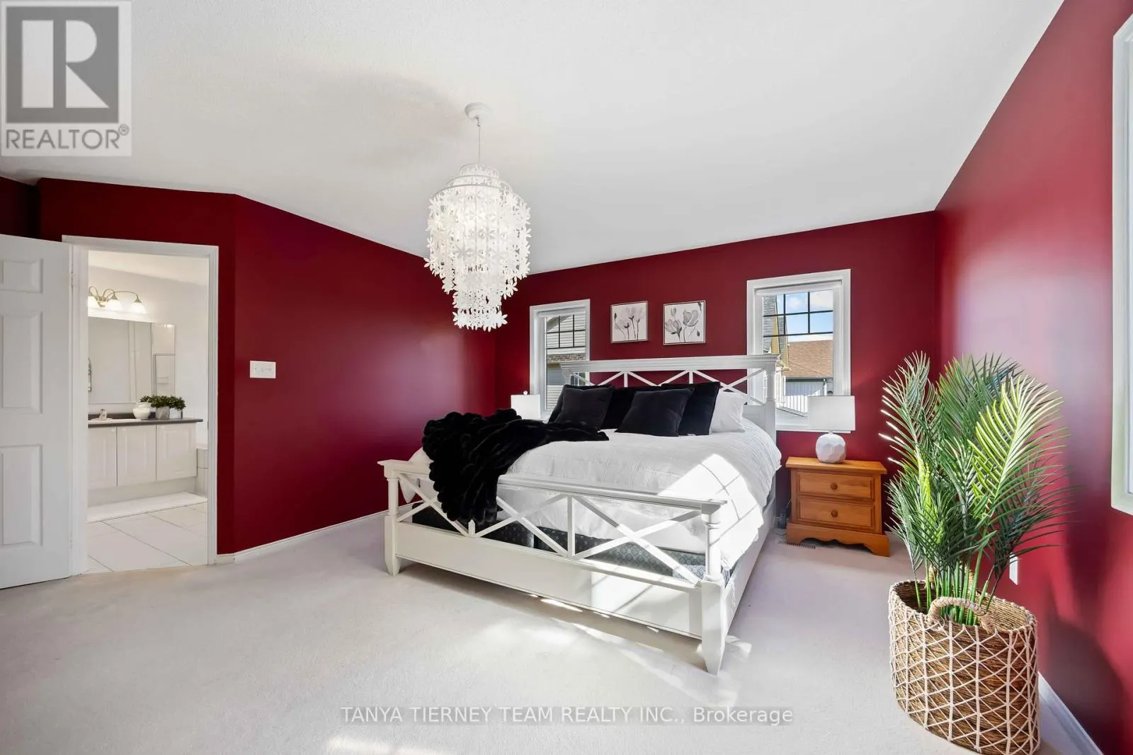 30 CLARIDGE CRESCENT