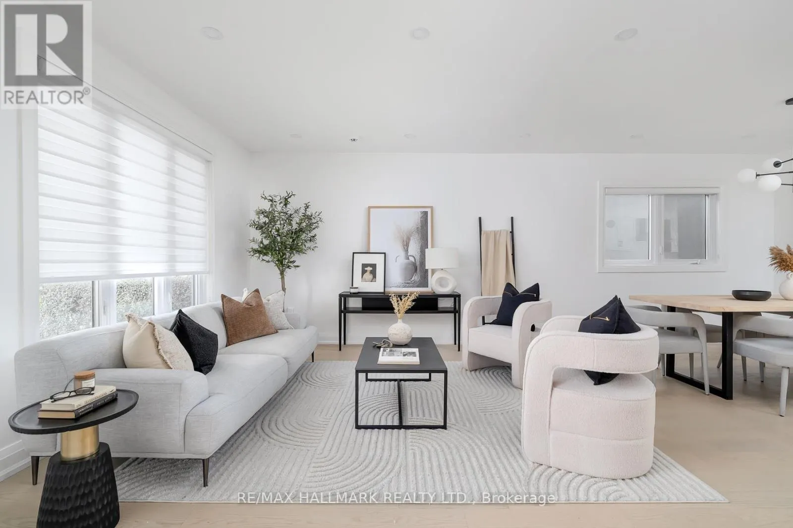 3 THYRA AVENUE