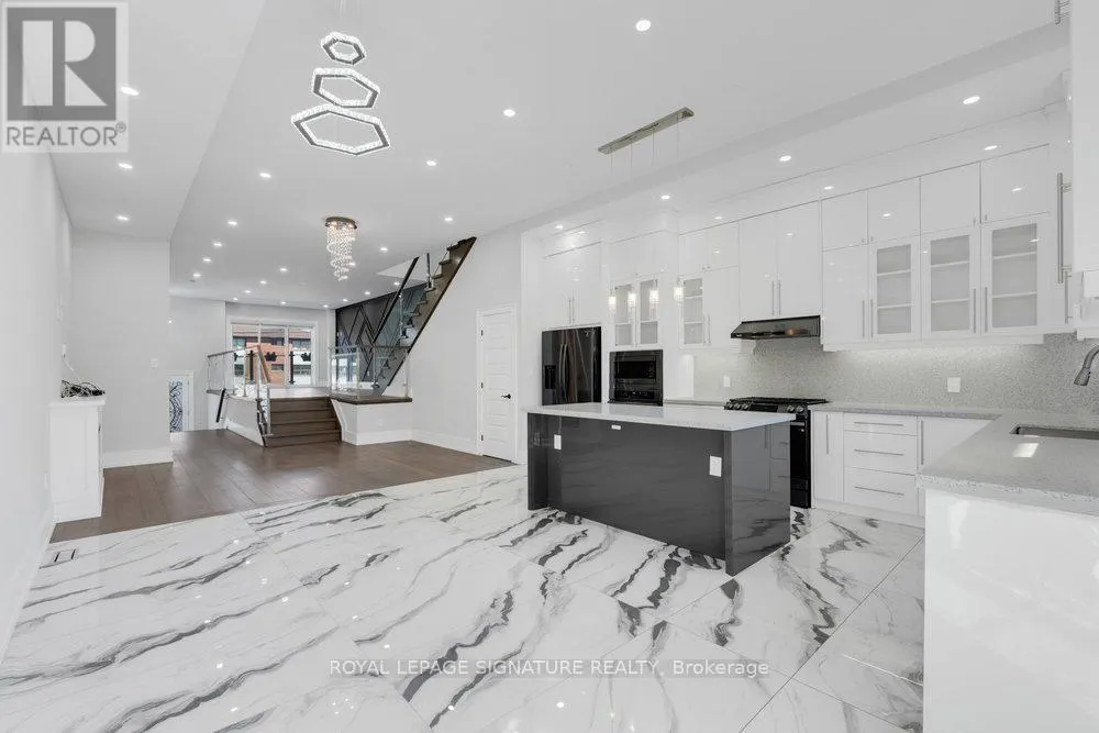 444 PHARMACY AVENUE
