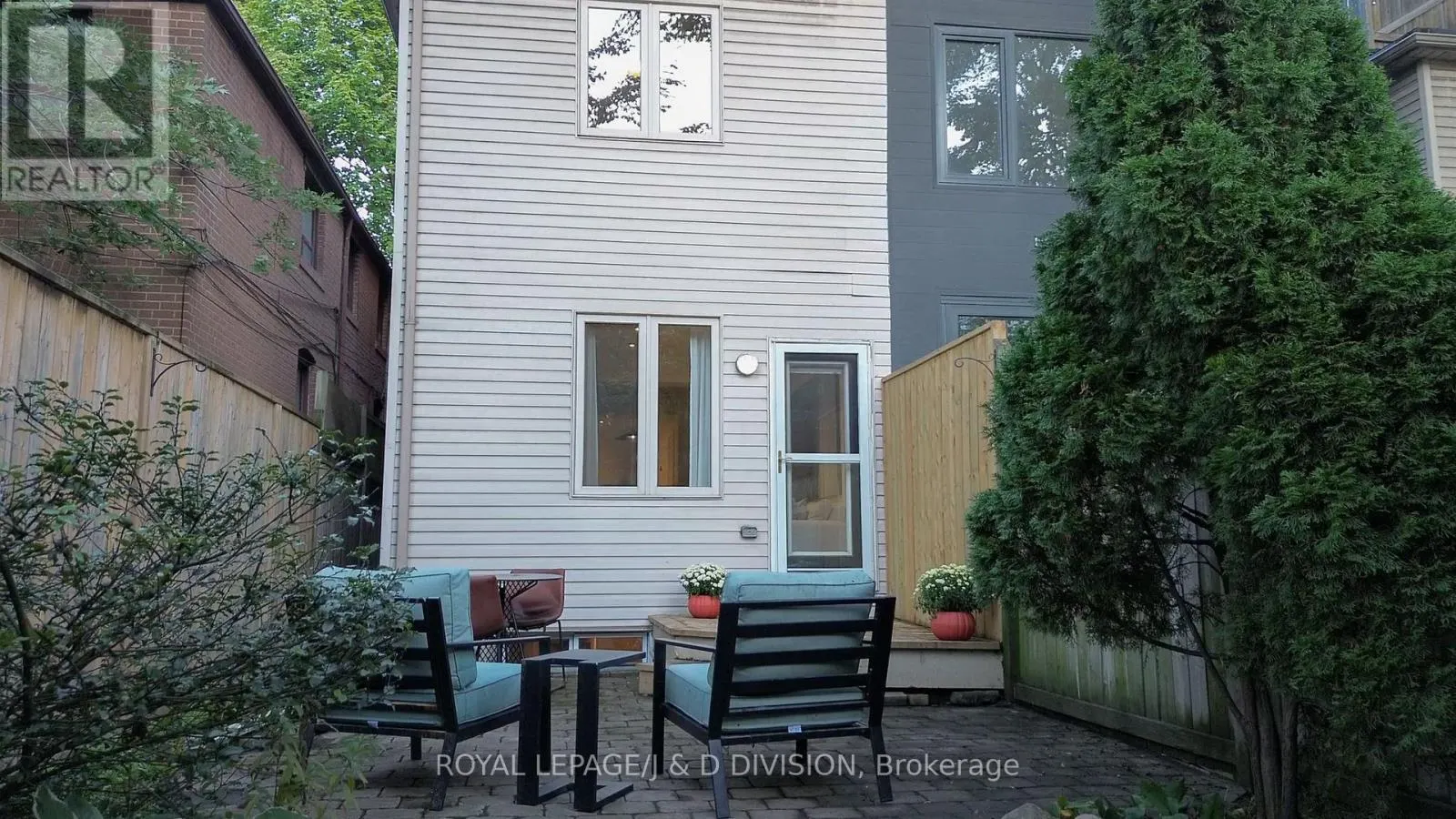74 LEWIS STREET