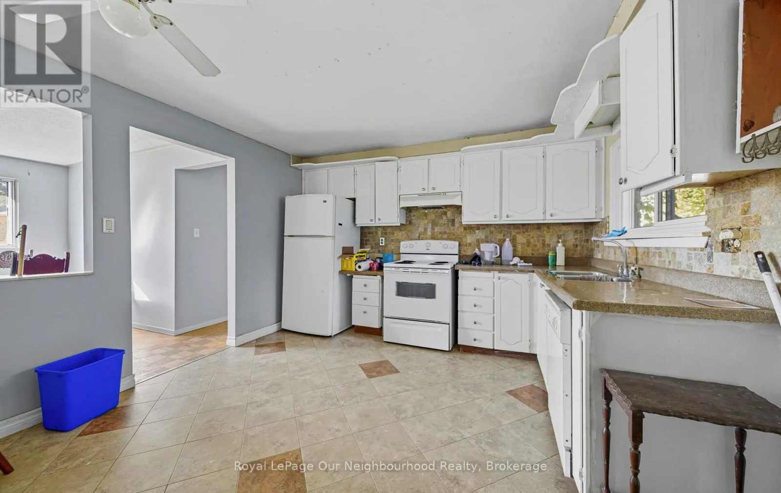 26 SLATER CRESCENT