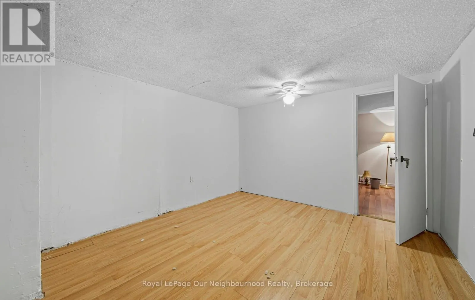 26 SLATER CRESCENT
