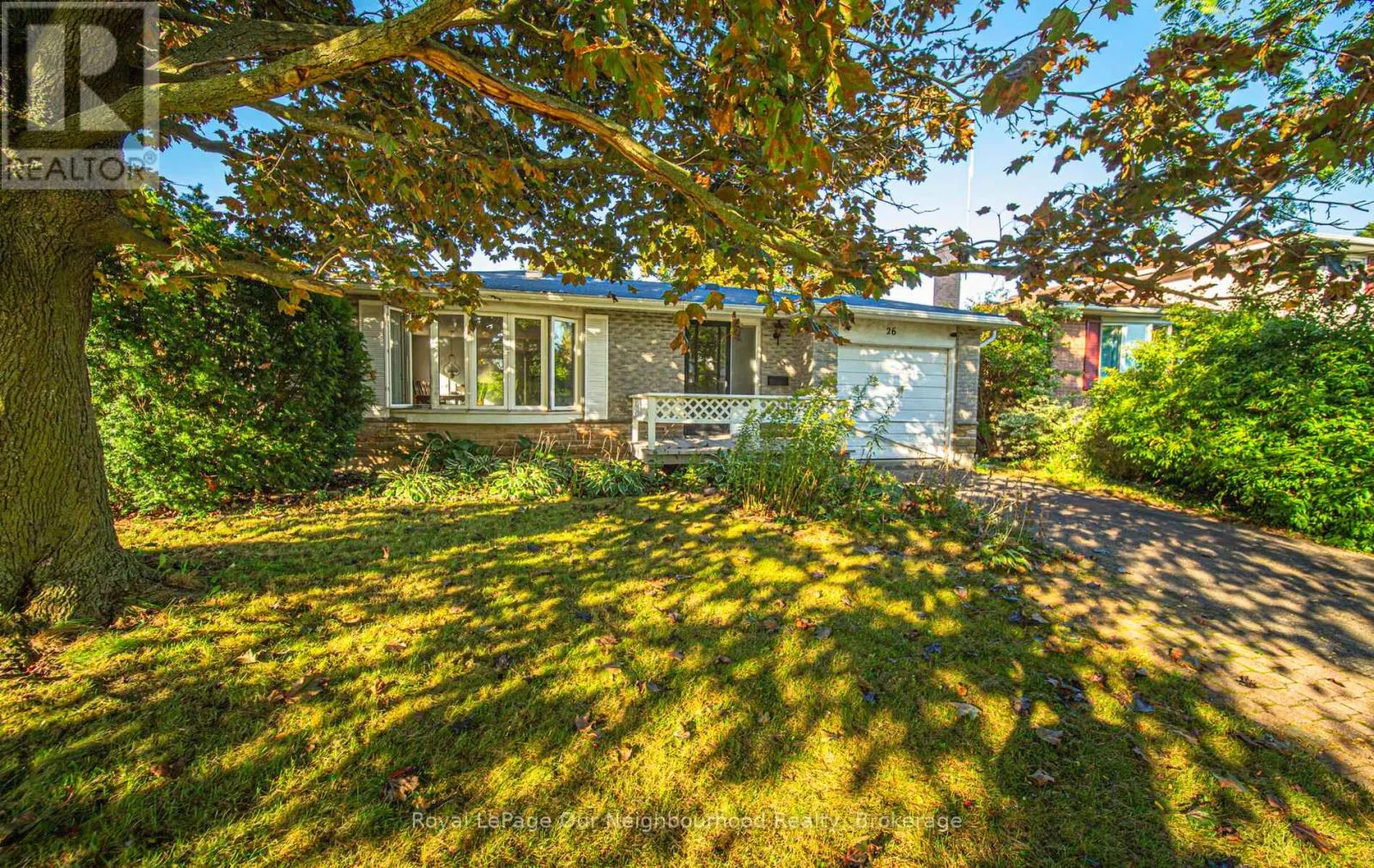 26 SLATER CRESCENT