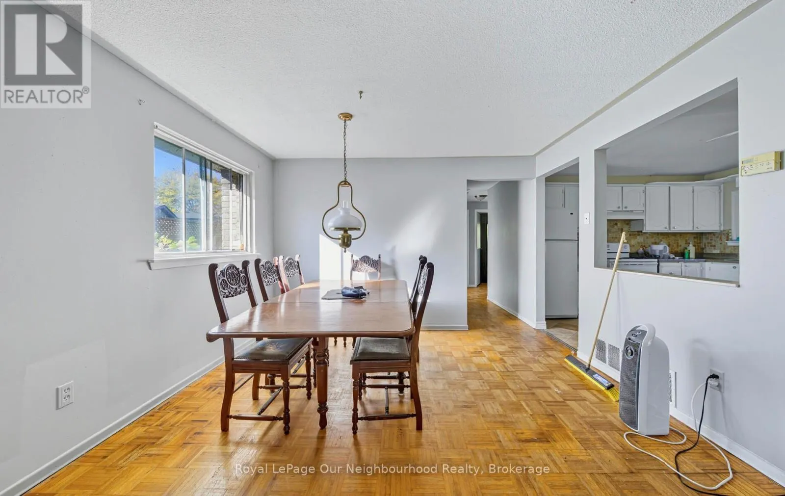 26 SLATER CRESCENT