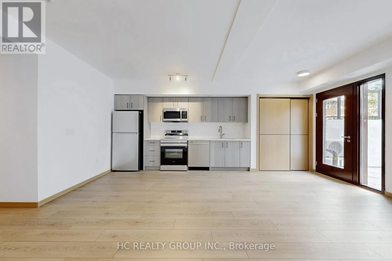 C3-101 - 3425 SHEPPARD AVENUE E