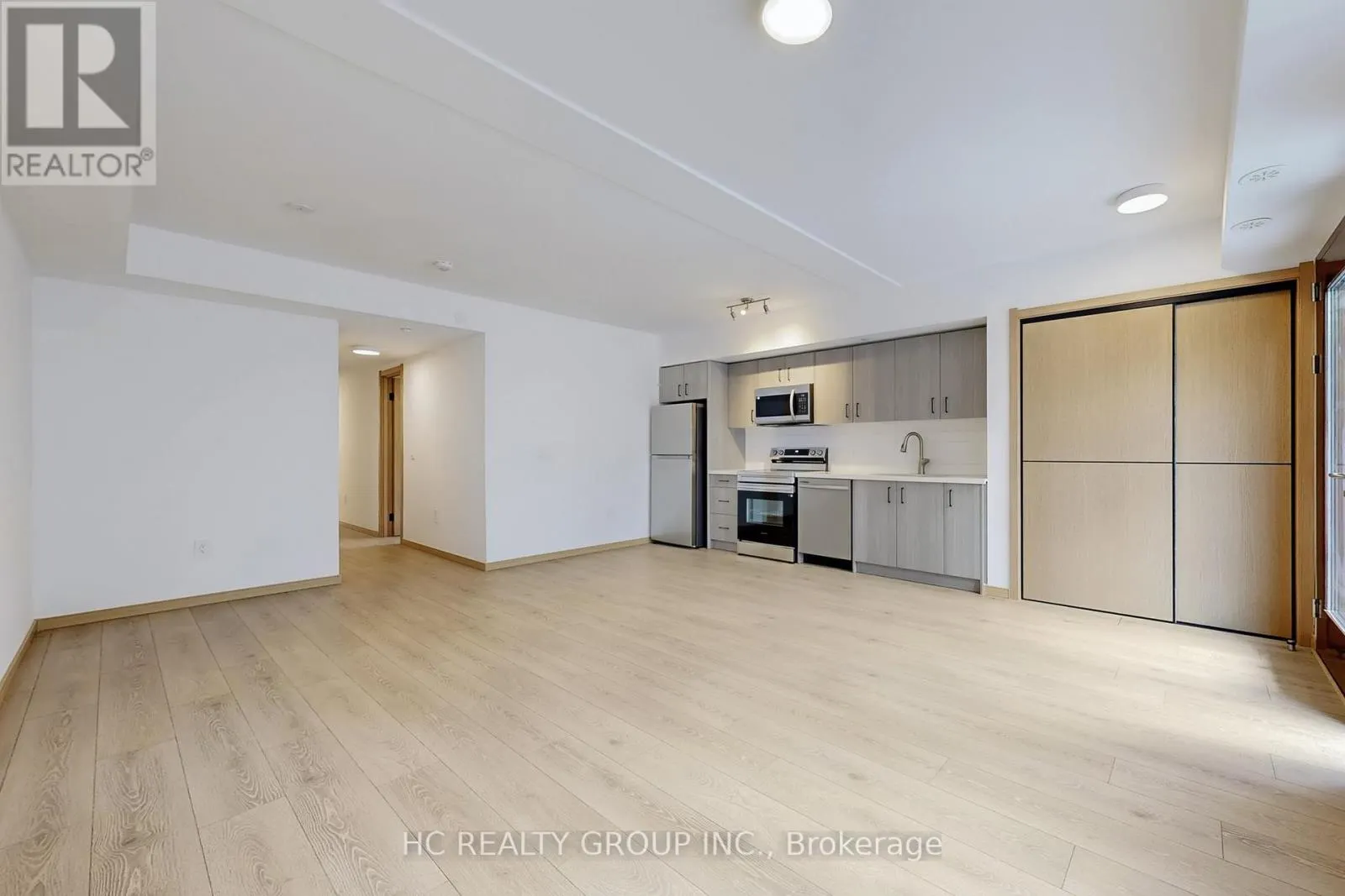 C3-101 - 3425 SHEPPARD AVENUE E
