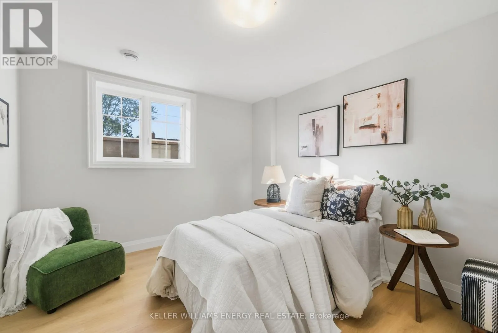 476 BEURLING AVENUE